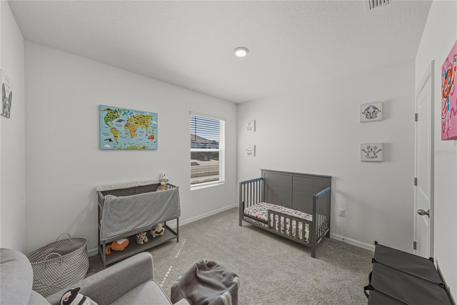 2741 GARDINER LN — photo 28