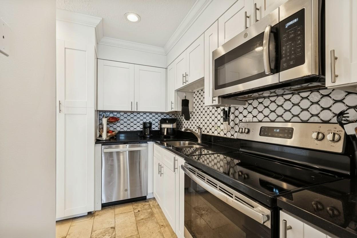 5110 COQUINA KEY DR SE #C — photo 15