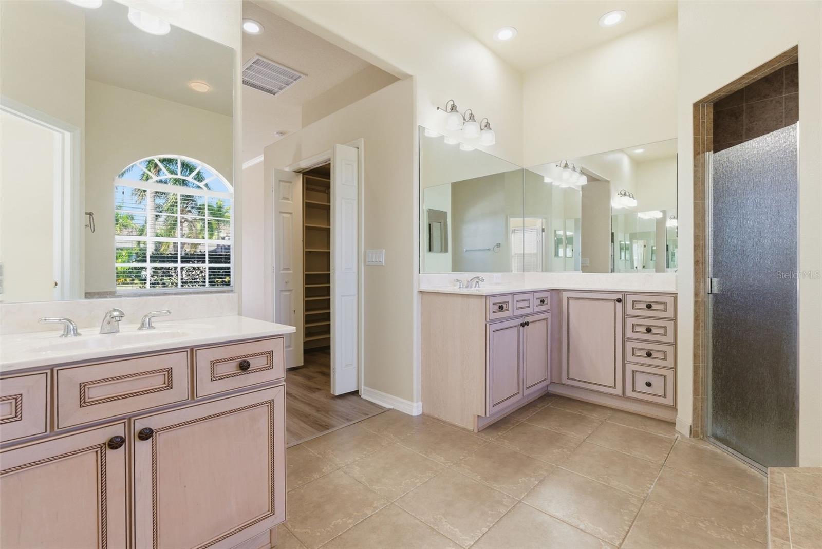 915 VISTA VERDE LN — photo 20