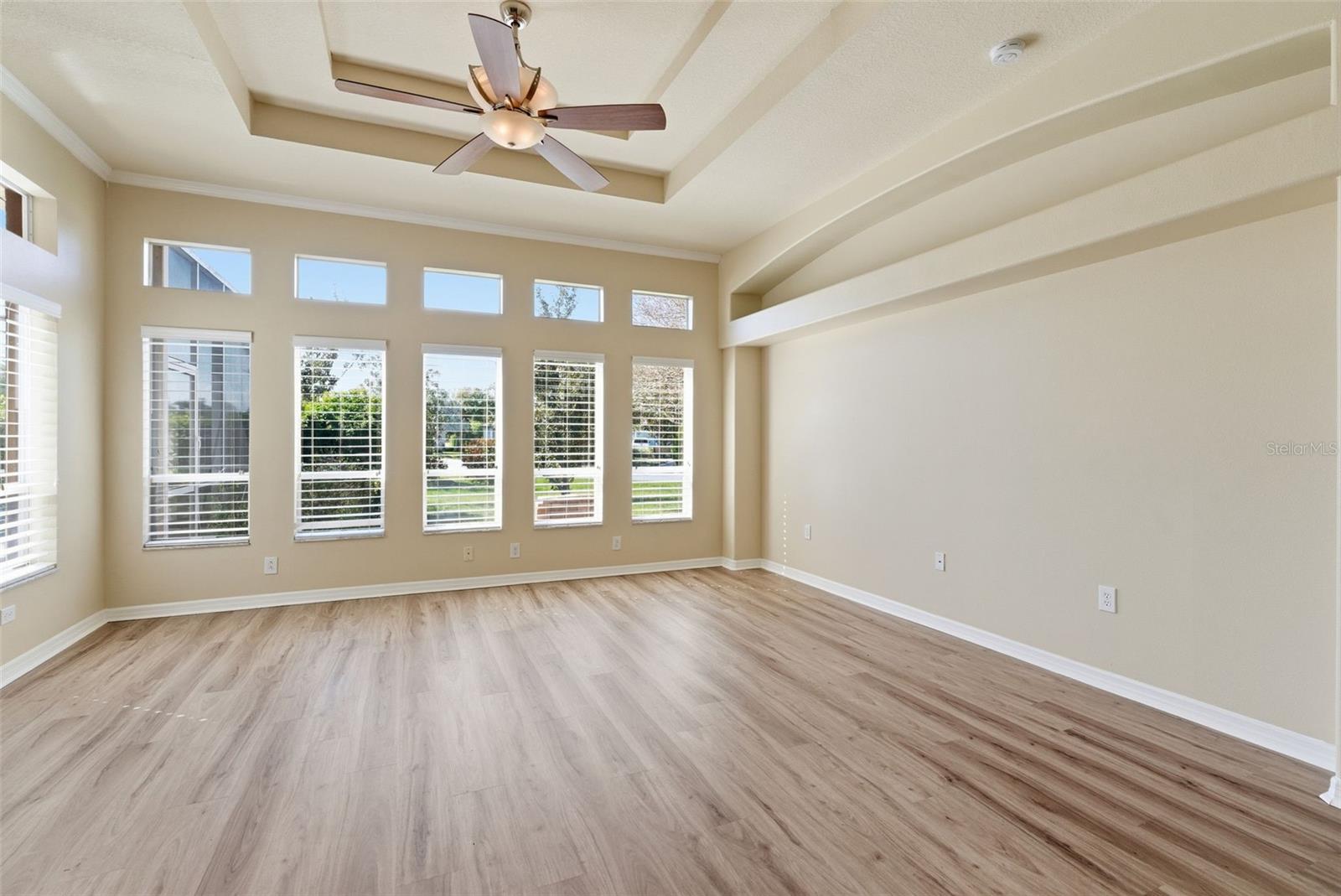 915 VISTA VERDE LN — photo 11