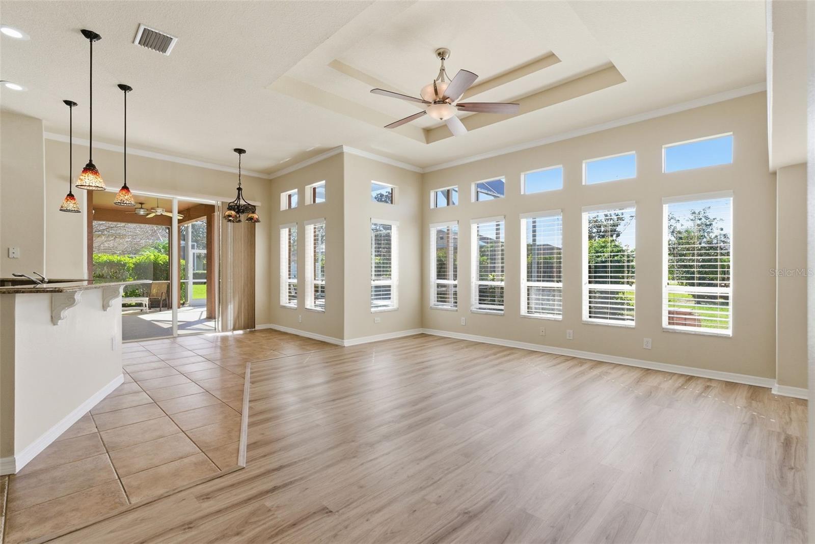 915 VISTA VERDE LN — photo 8