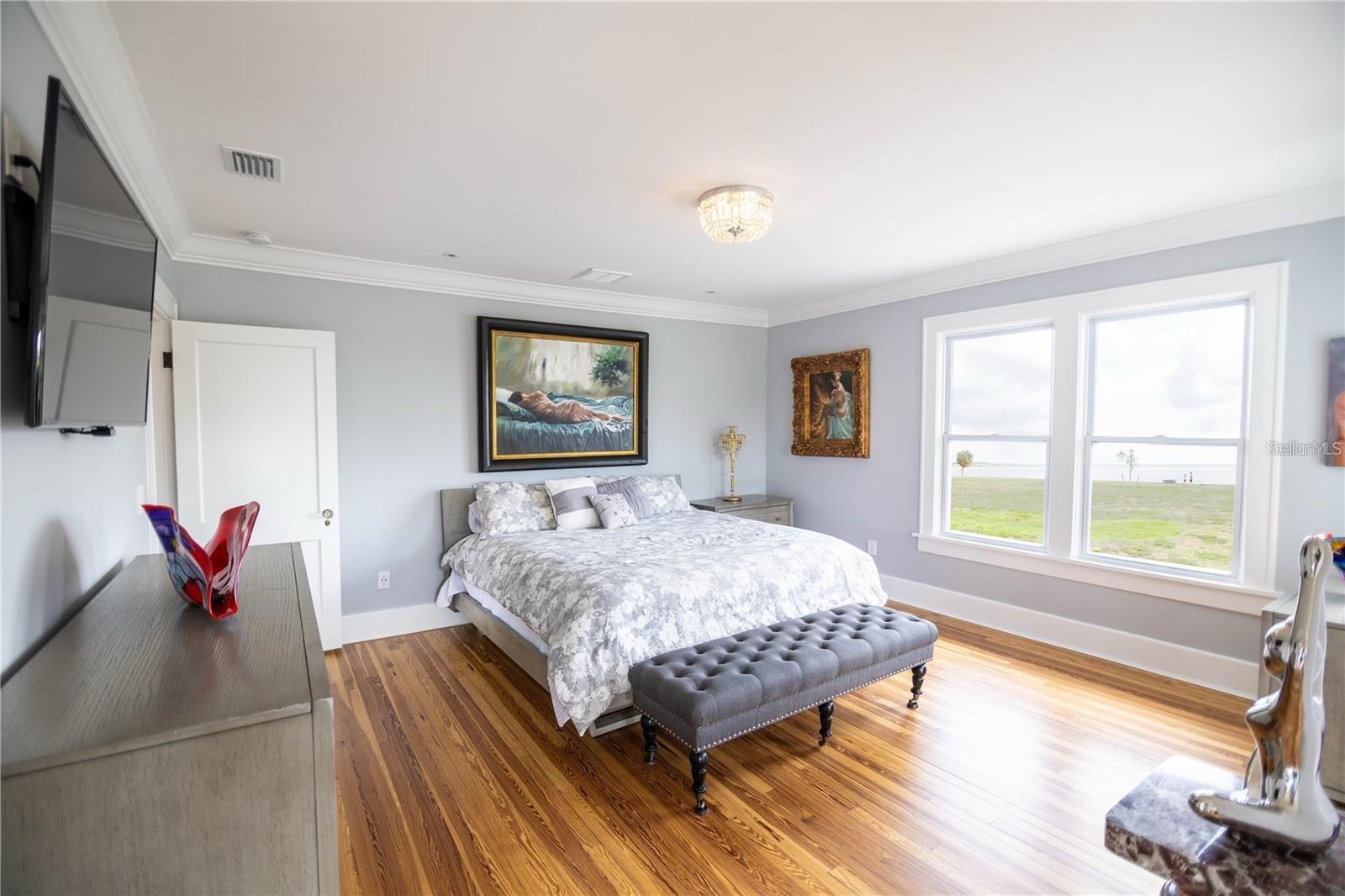 2041 BEACH DR SE — photo 22