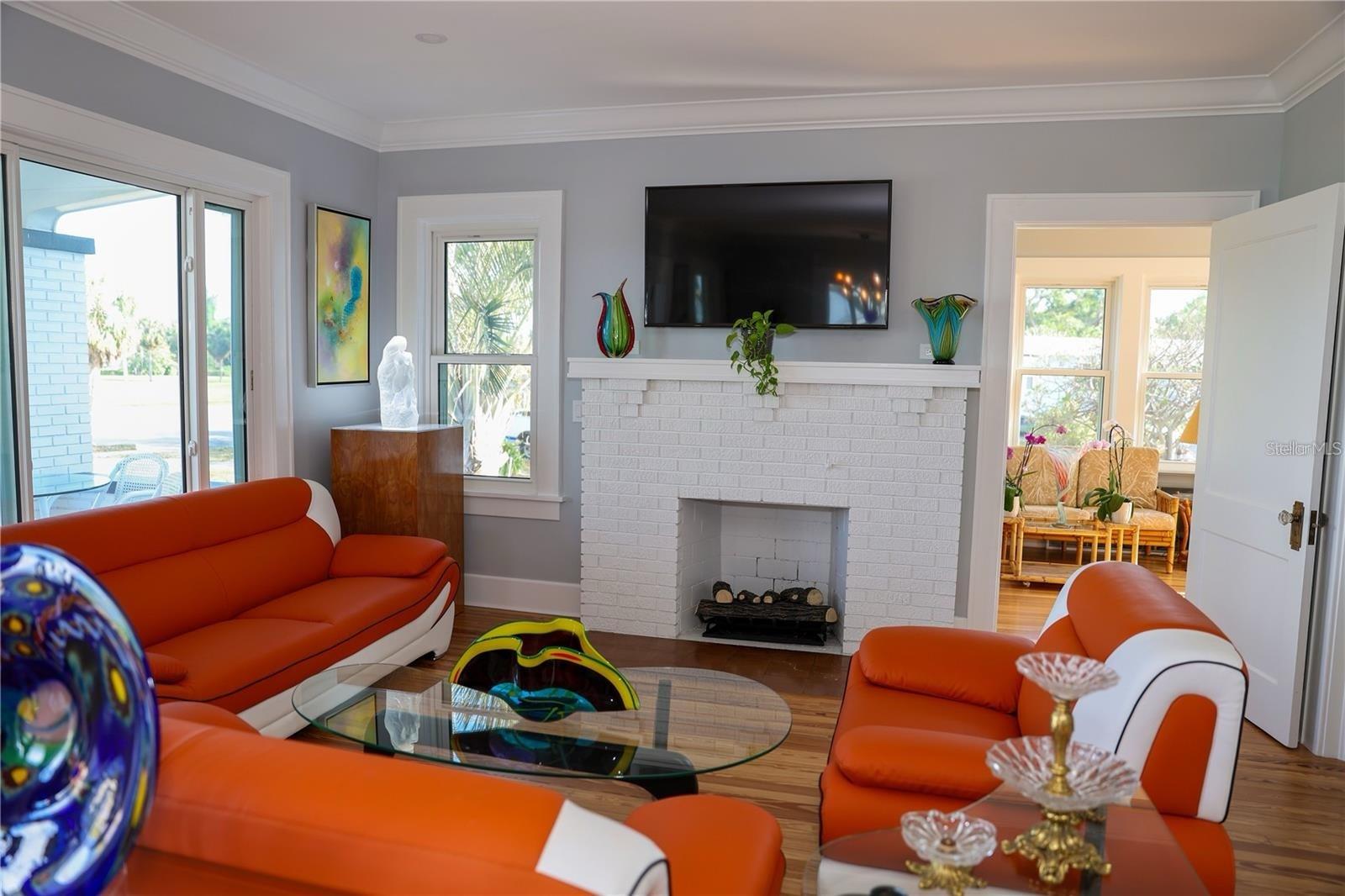 2041 BEACH DR SE — photo 19