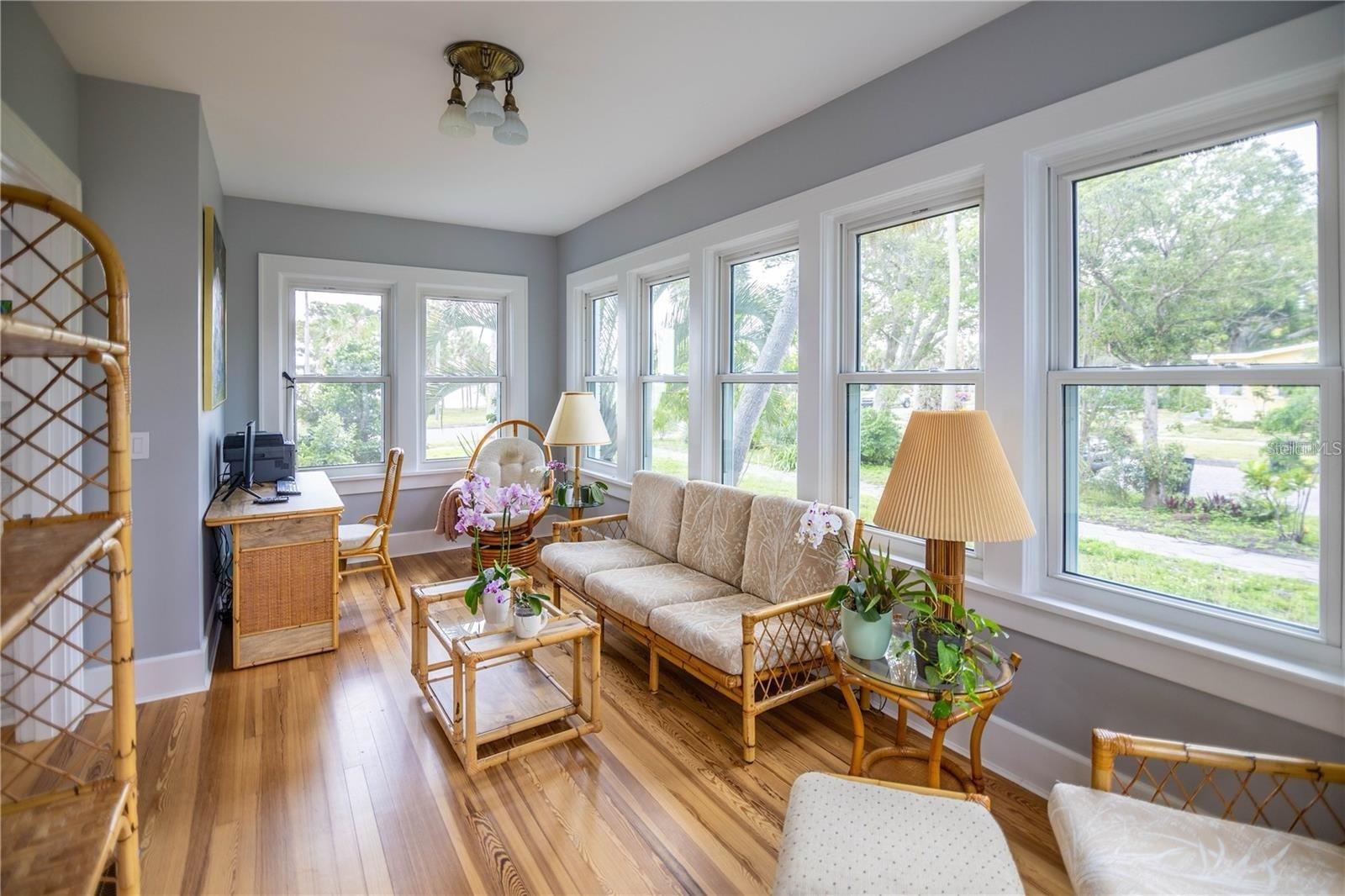 2041 BEACH DR SE — photo 21