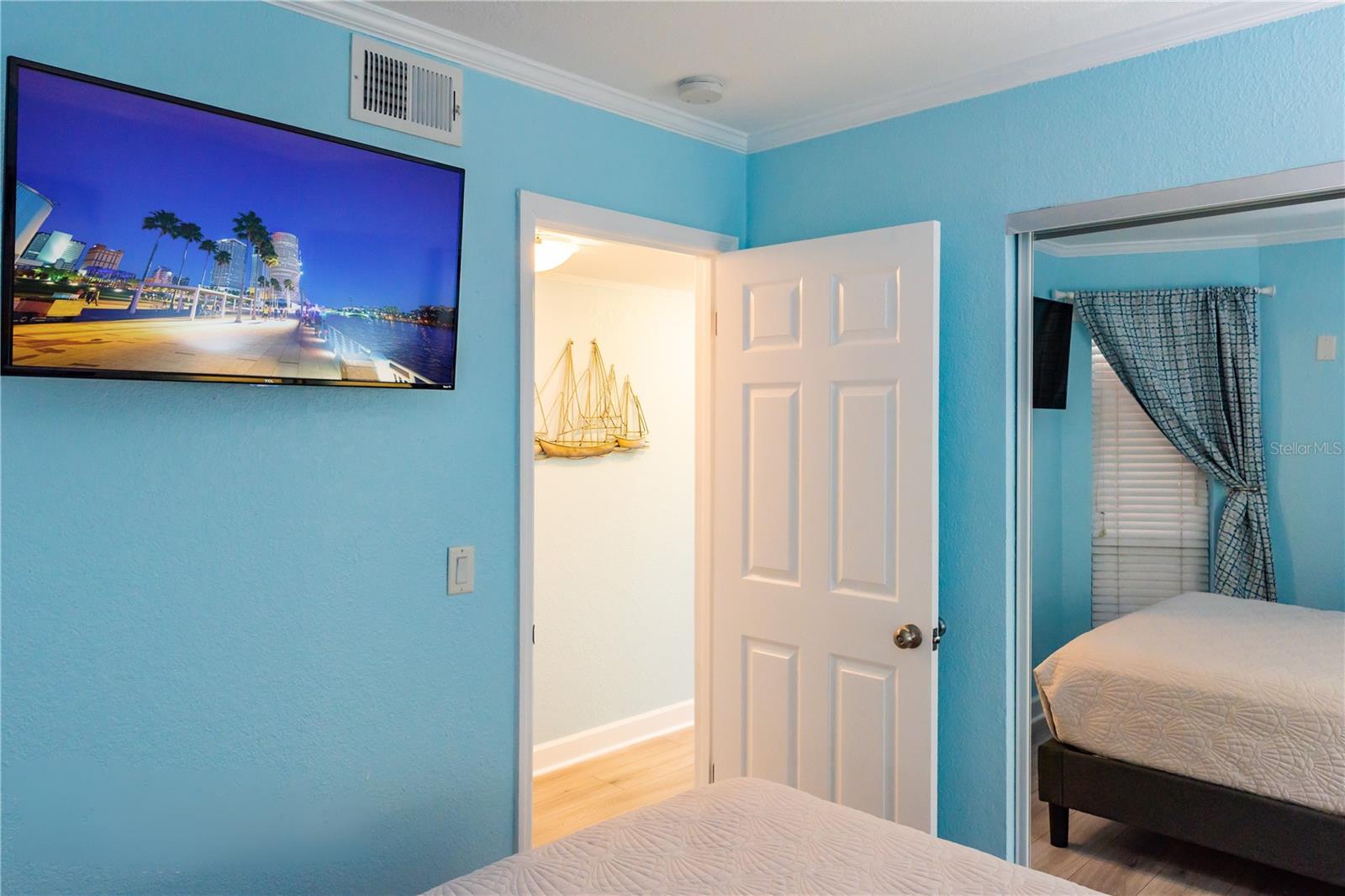 2506 N ROCKY POINT DR #275 — photo 15