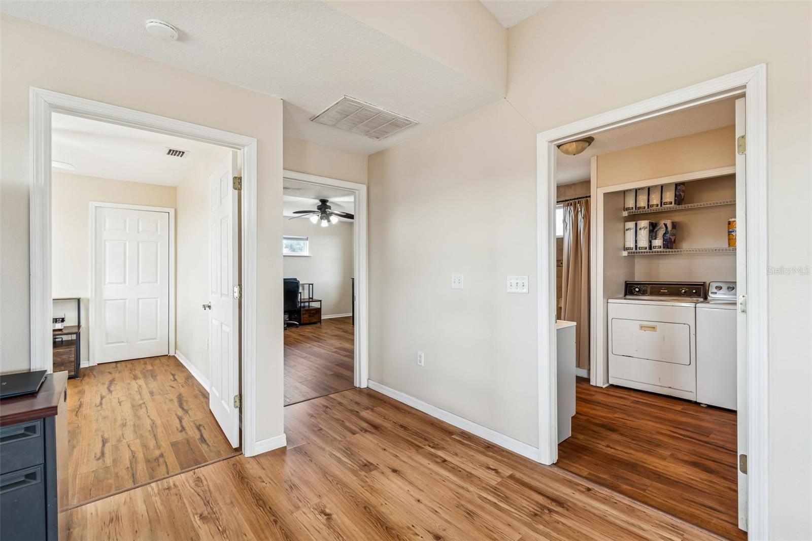 4026 MCINTOSH ESTATES LN — photo 29