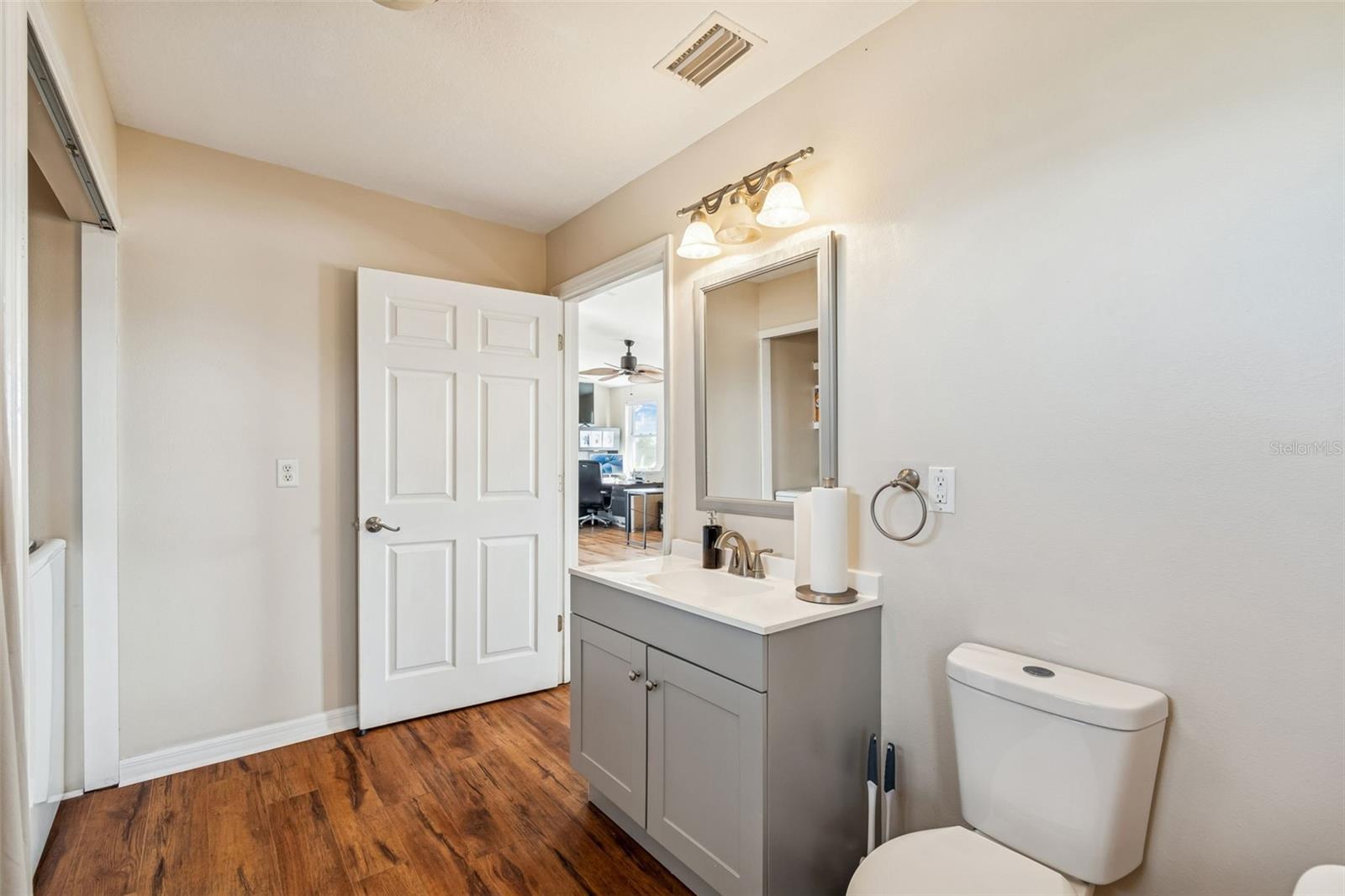 4026 MCINTOSH ESTATES LN — photo 38