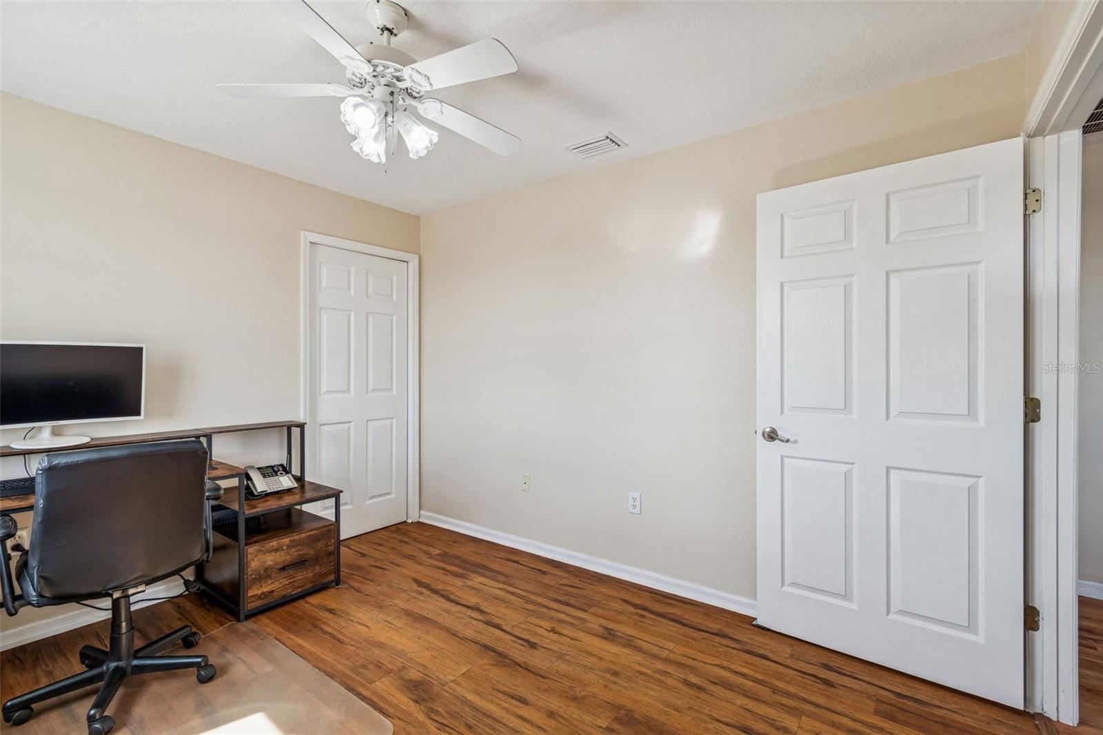 4026 MCINTOSH ESTATES LN — photo 33