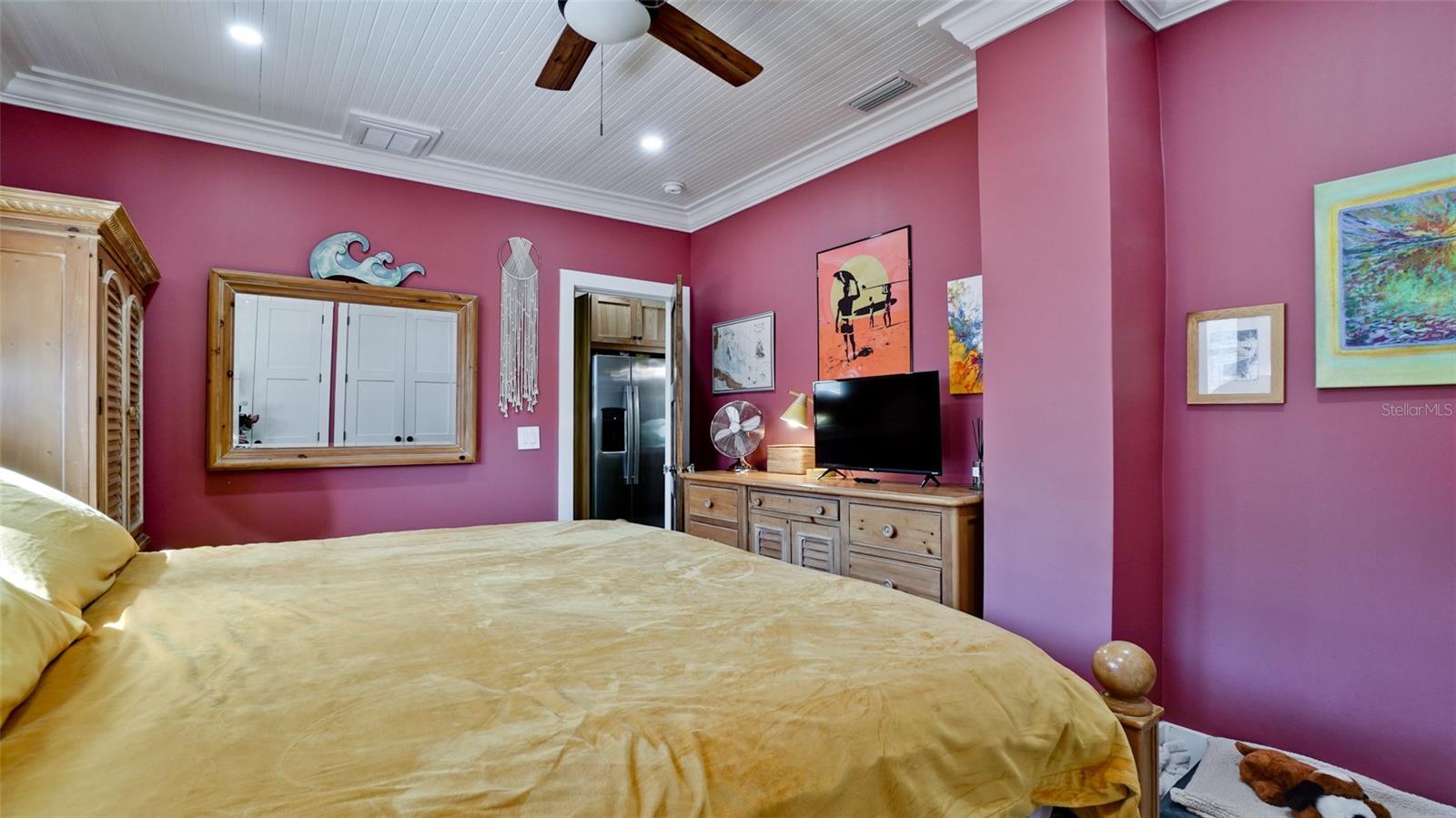 522 37TH ST W — photo 24
