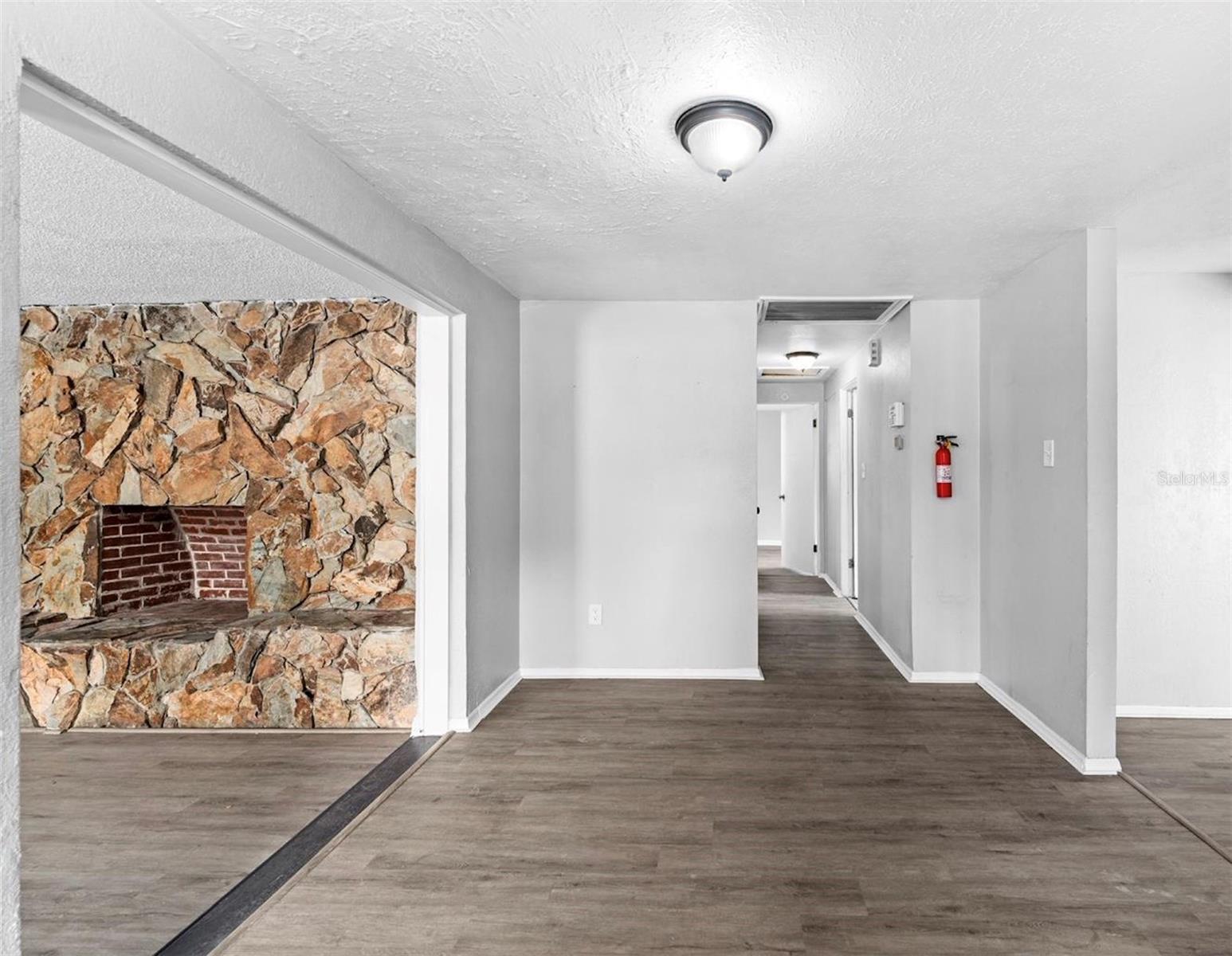 4220 E POWHATAN AVE — photo 12