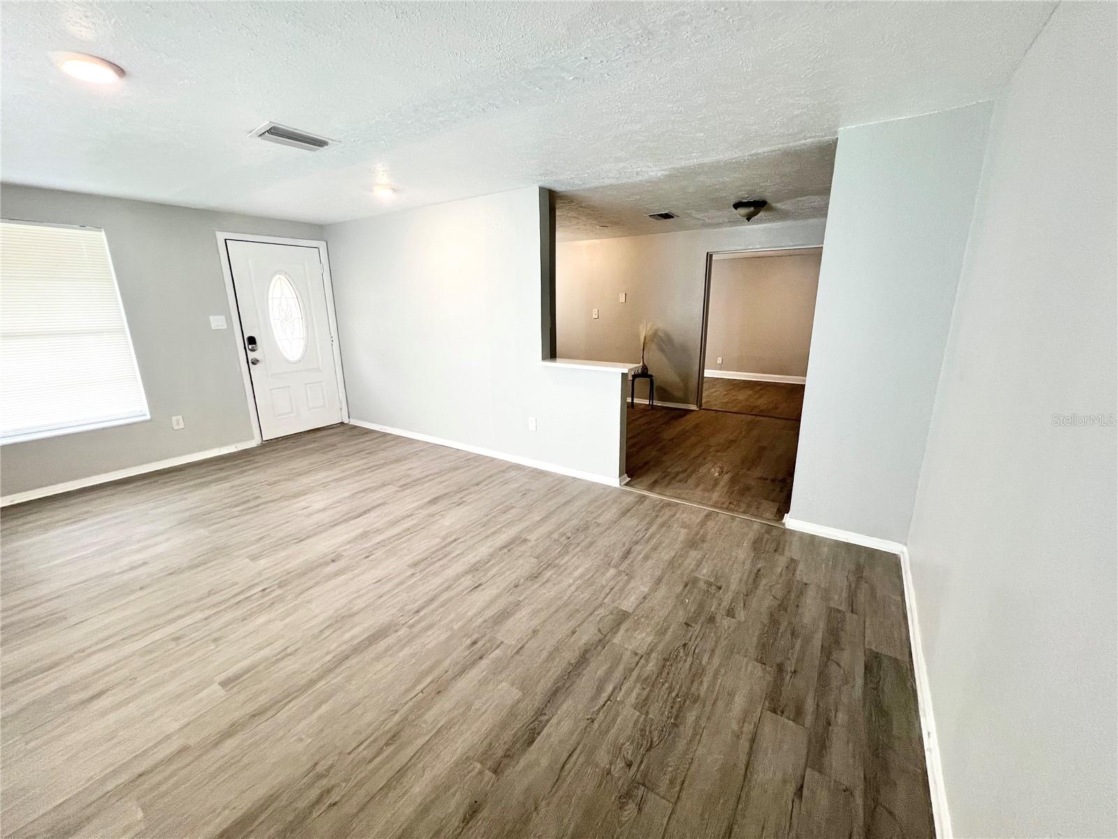 4220 E POWHATAN AVE — photo 3