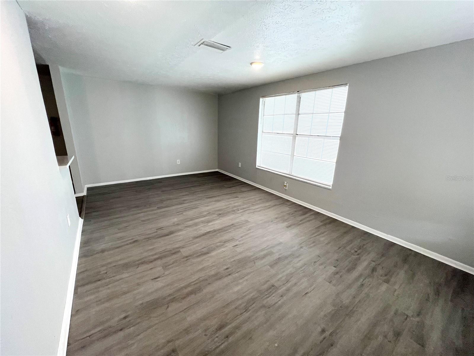4220 E POWHATAN AVE — photo 2