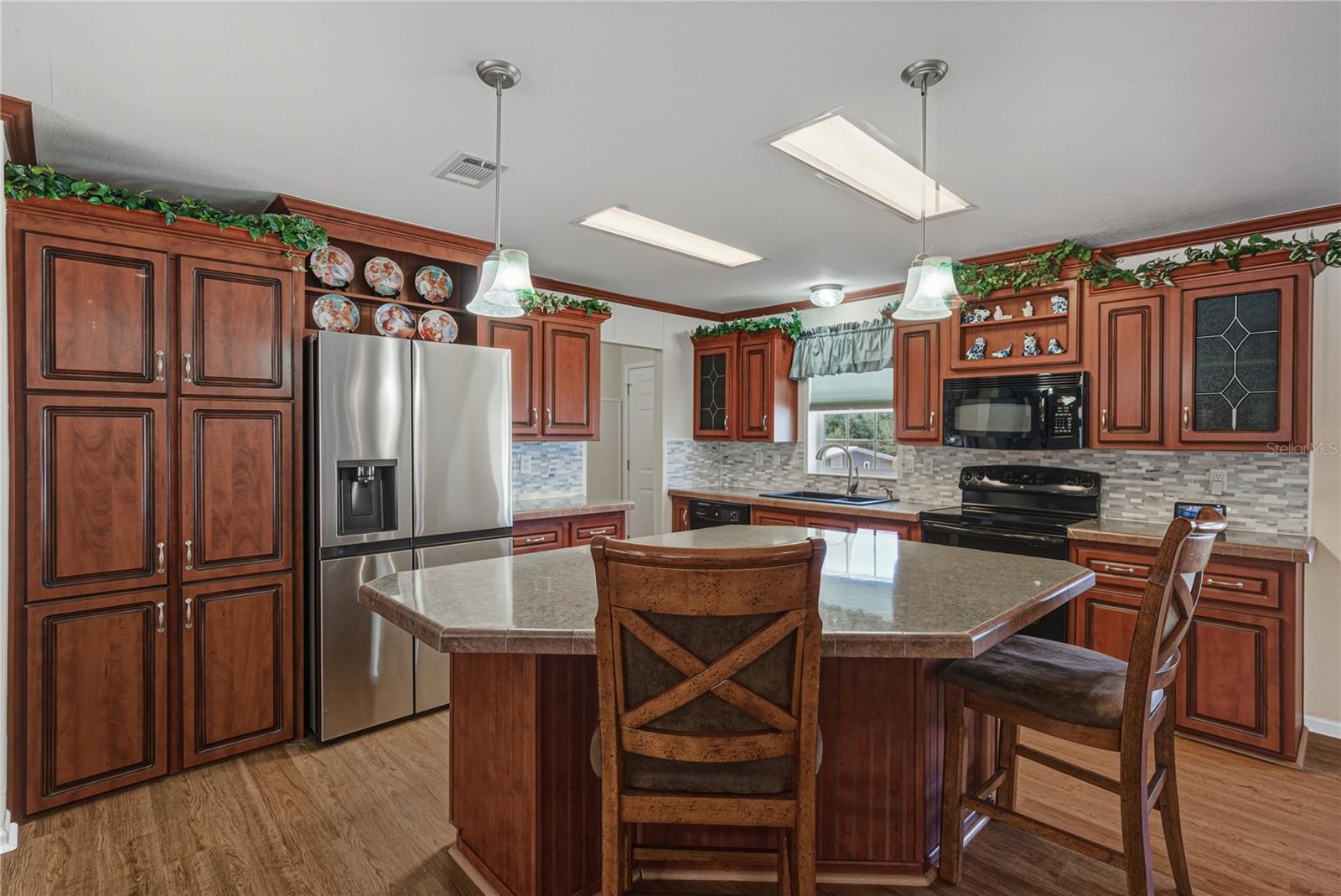 37519 COREY LEWIS AVE — photo 17