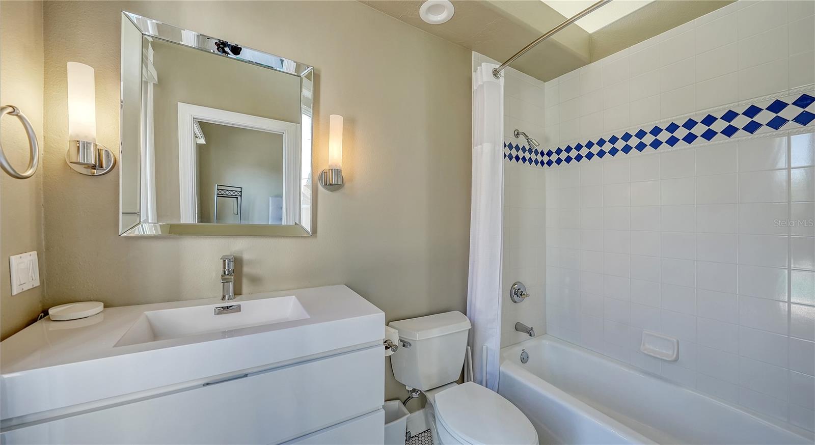 3548 FAIR OAKS LN — photo 33