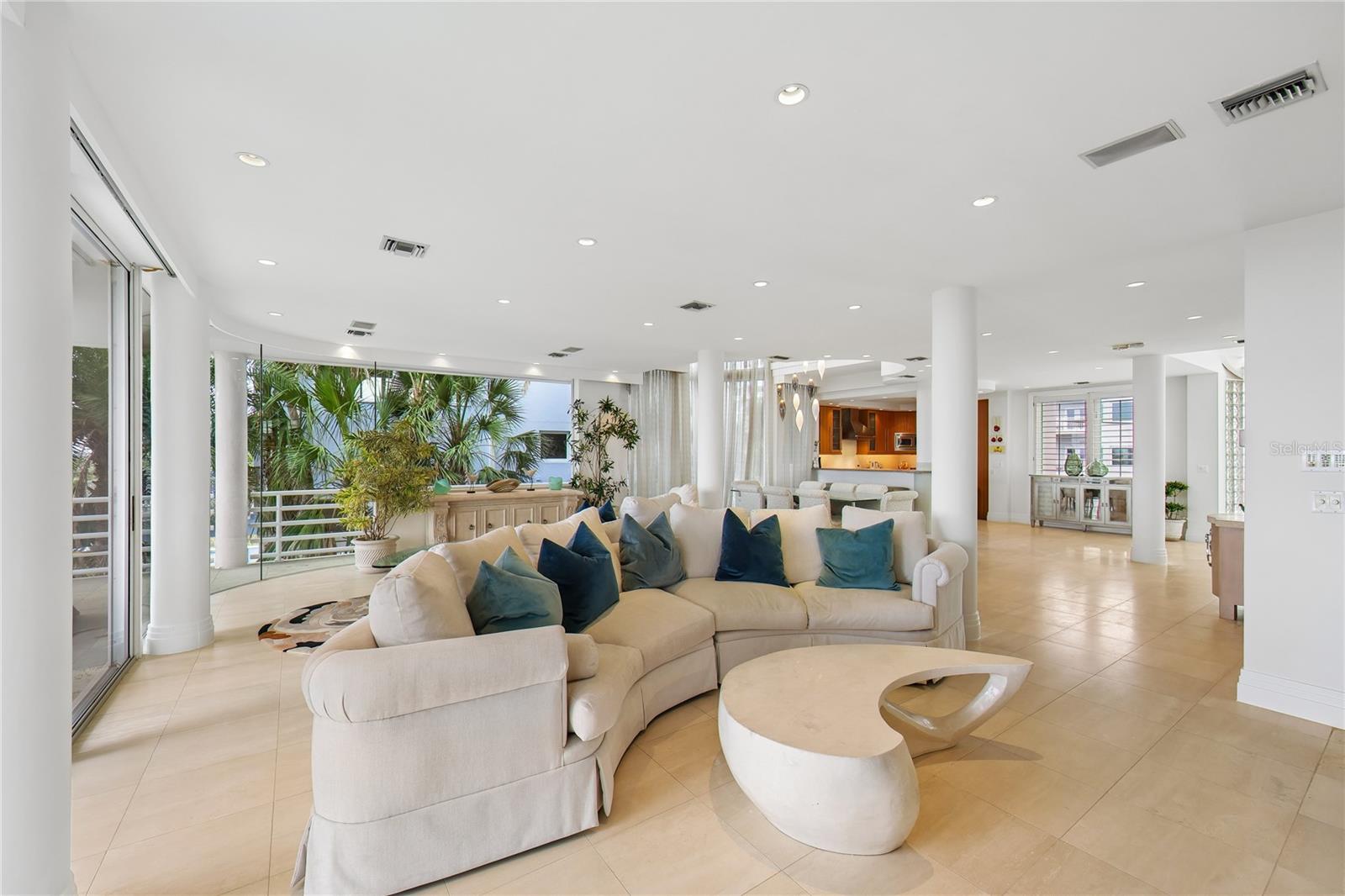 648 BEACH RD — photo 14