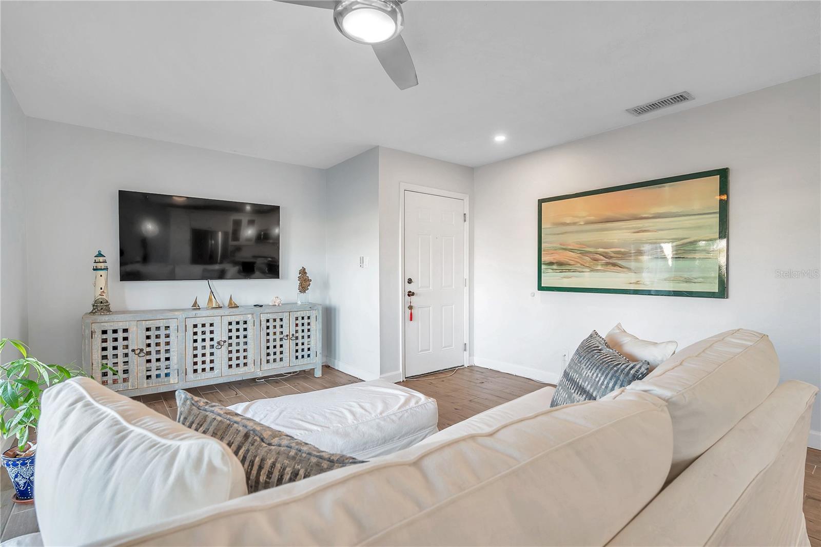 4728 BEACH DR SE #A — photo 5
