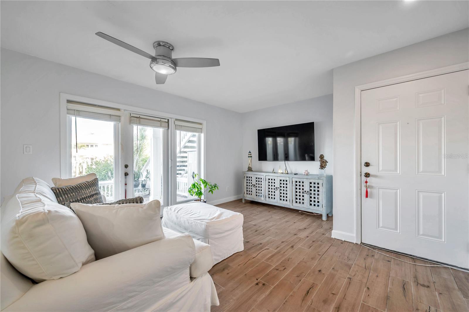 4728 BEACH DR SE #A — photo 6
