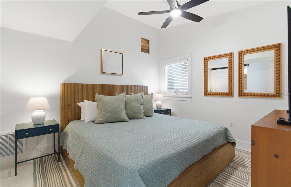102 TUNA ST — photo 44