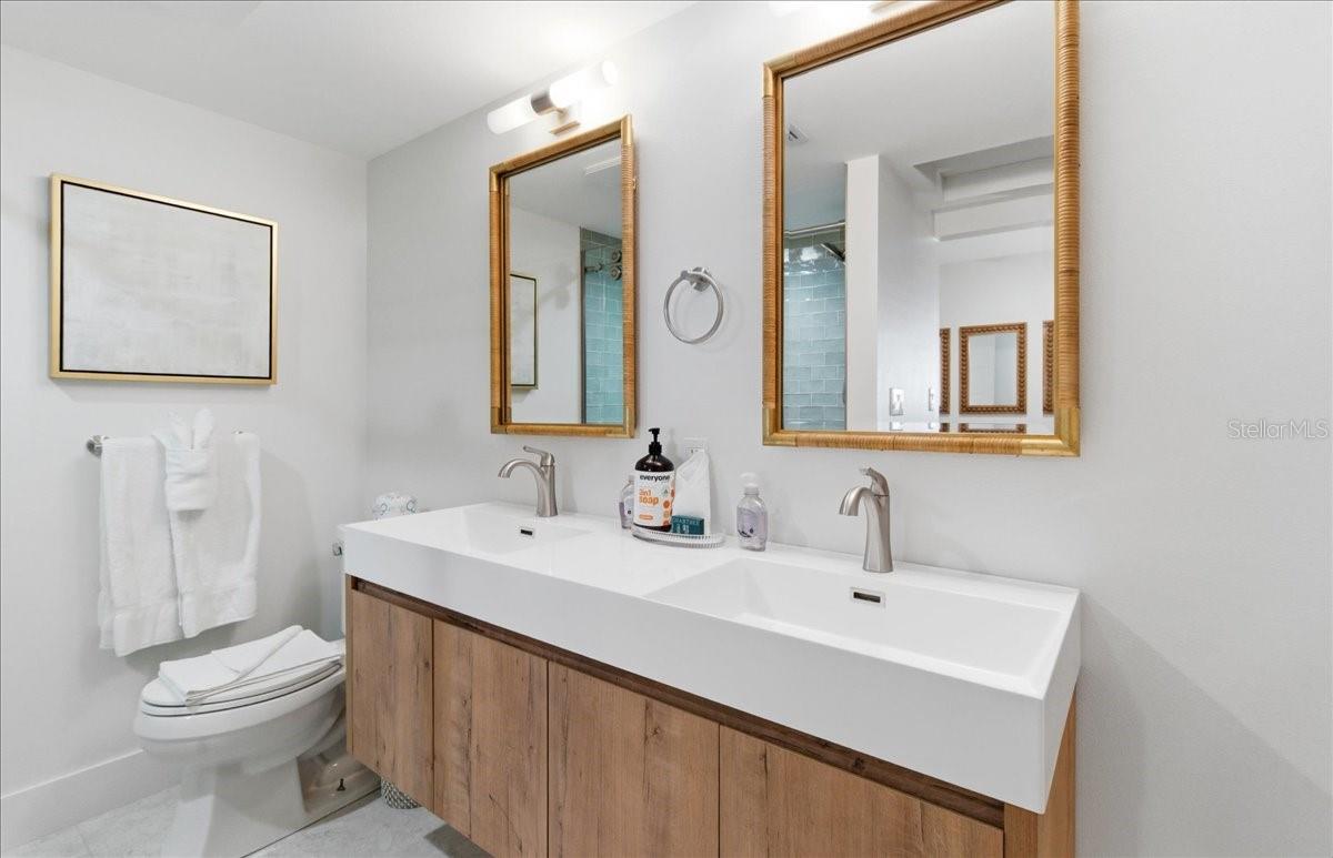 102 TUNA ST — photo 47