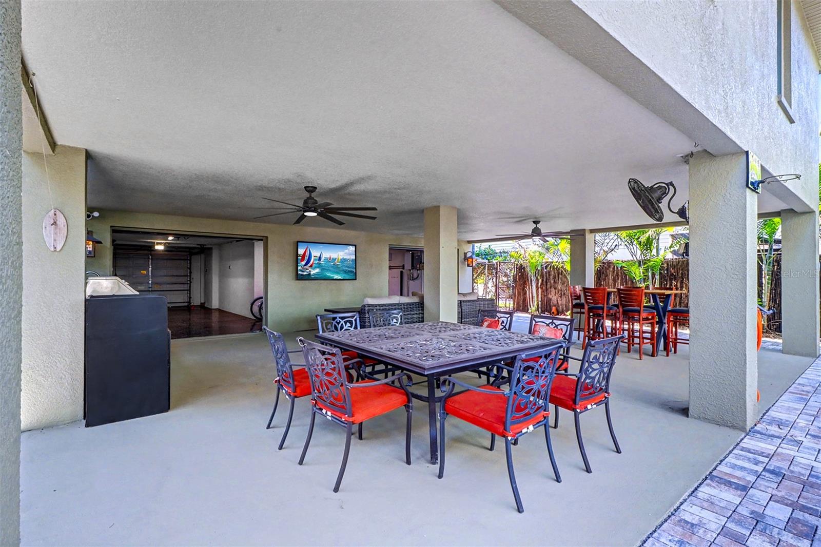 15517 GULF BLVD — photo 13