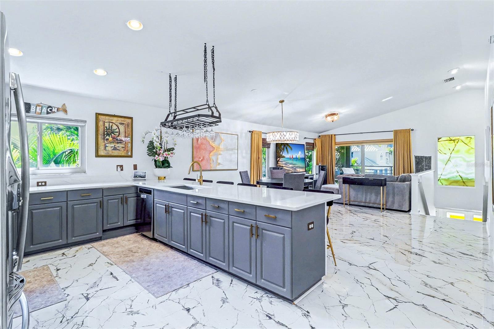 15517 GULF BLVD — photo 25