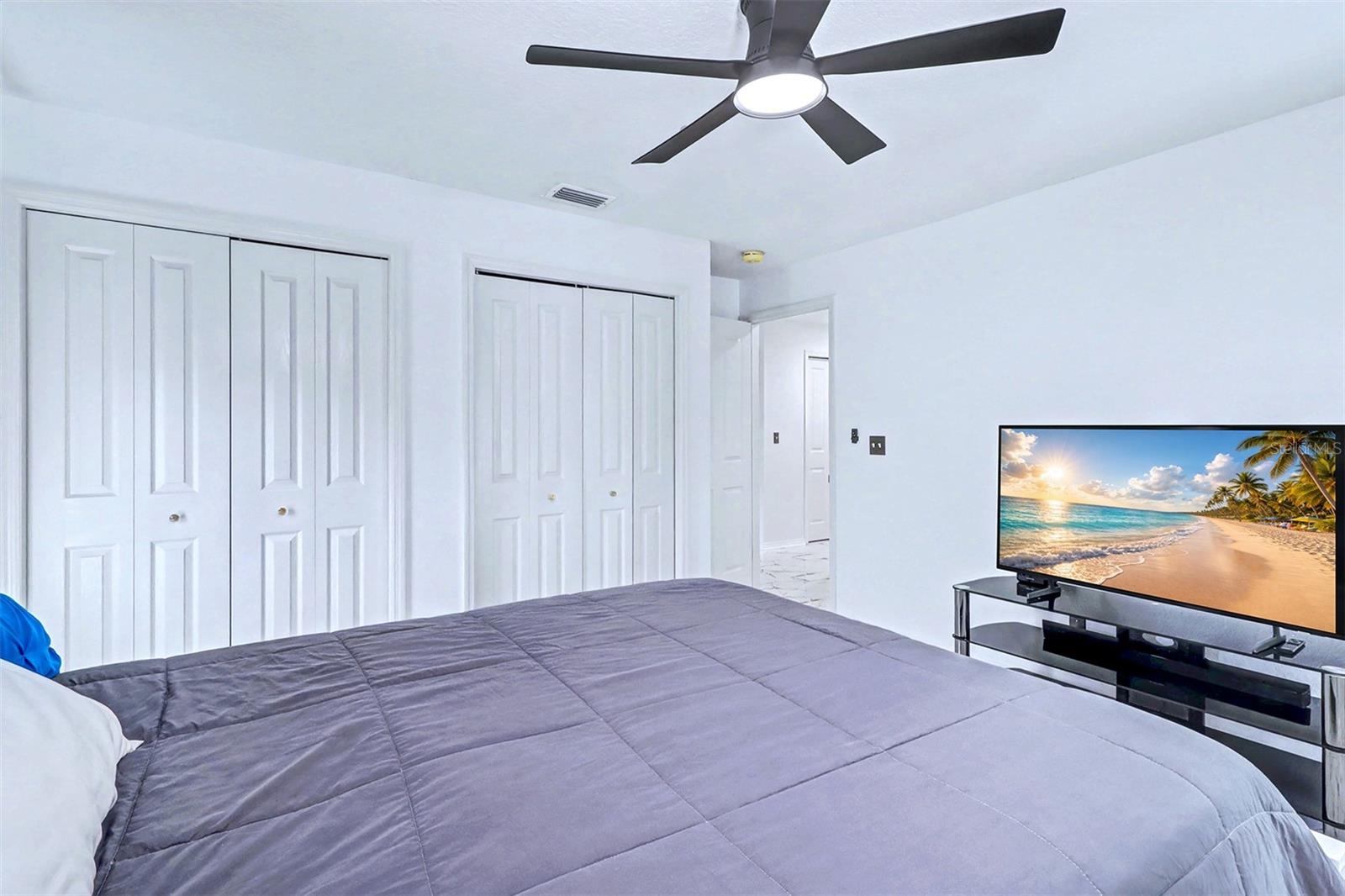 15517 GULF BLVD — photo 37