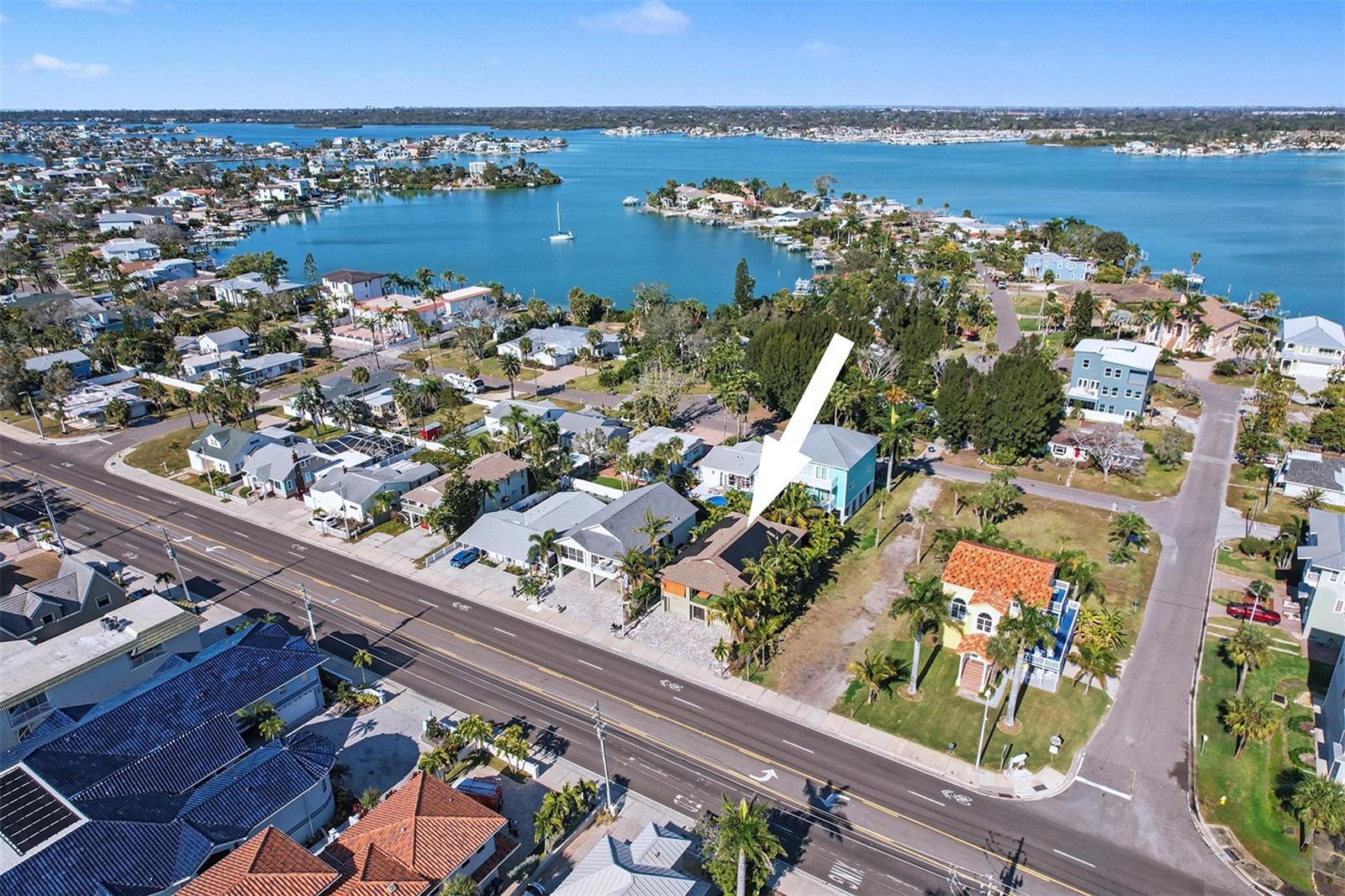 15517 GULF BLVD — photo 42