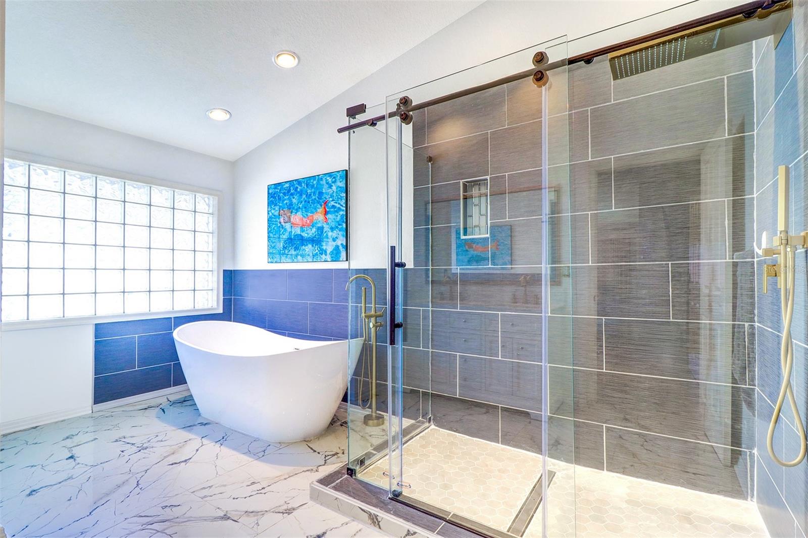 15517 GULF BLVD — photo 31