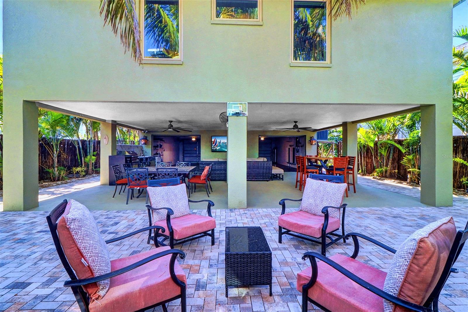 15517 GULF BLVD — photo 5