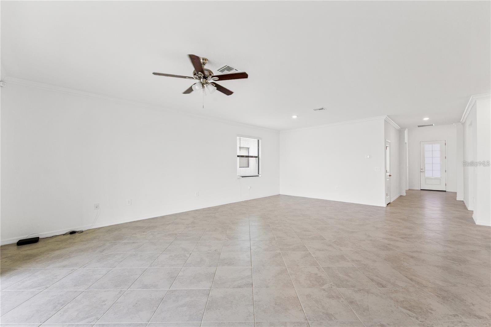 11130 BALFOUR ST — photo 20