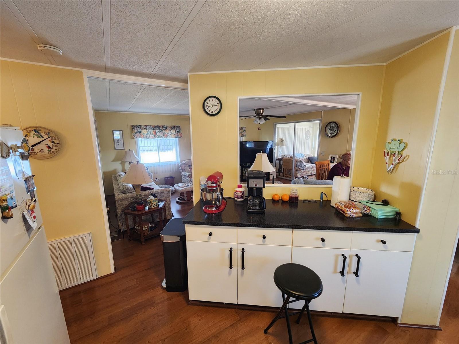 403 DUBLIN AVE — photo 7