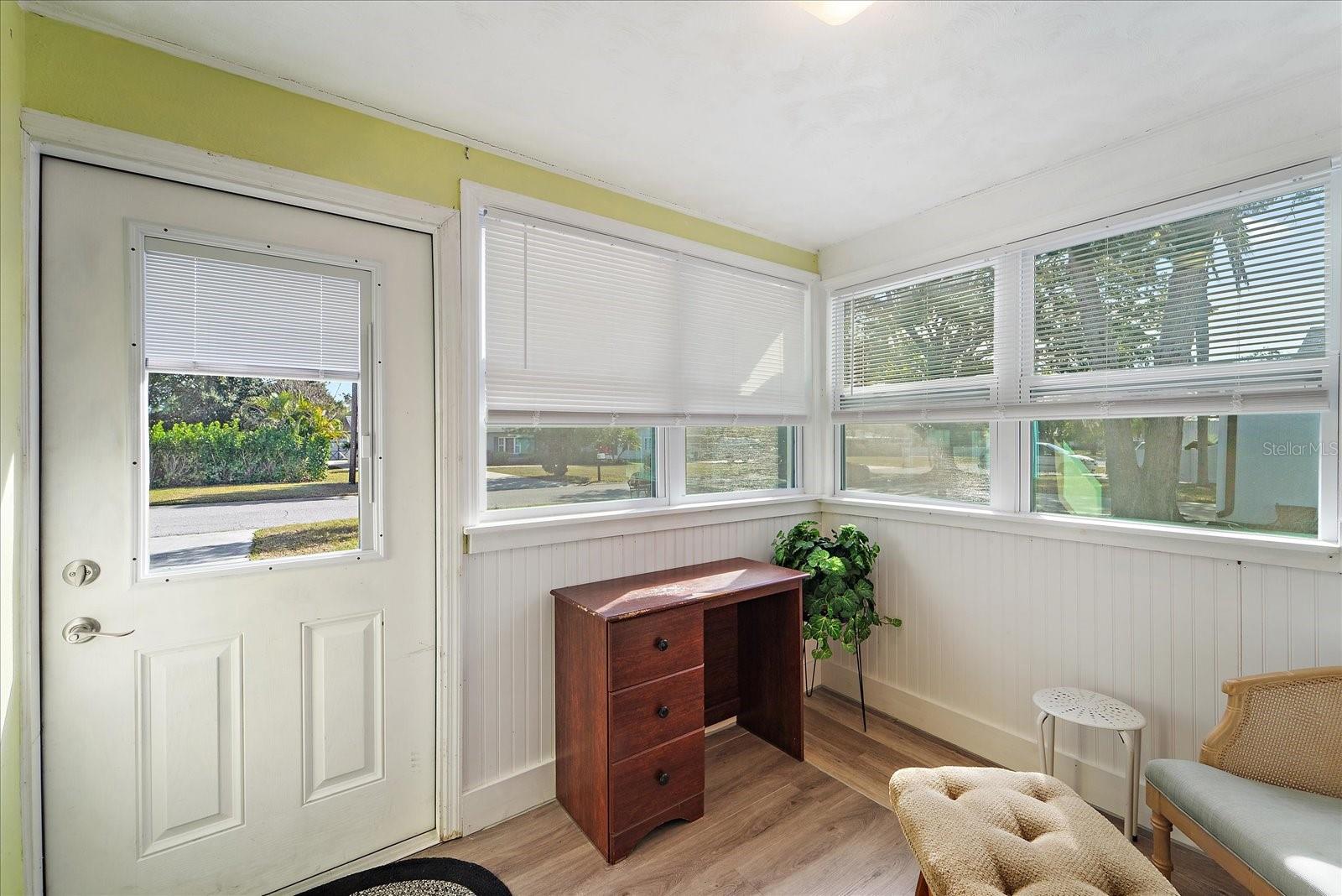 1220 S BRINK AVE — photo 18