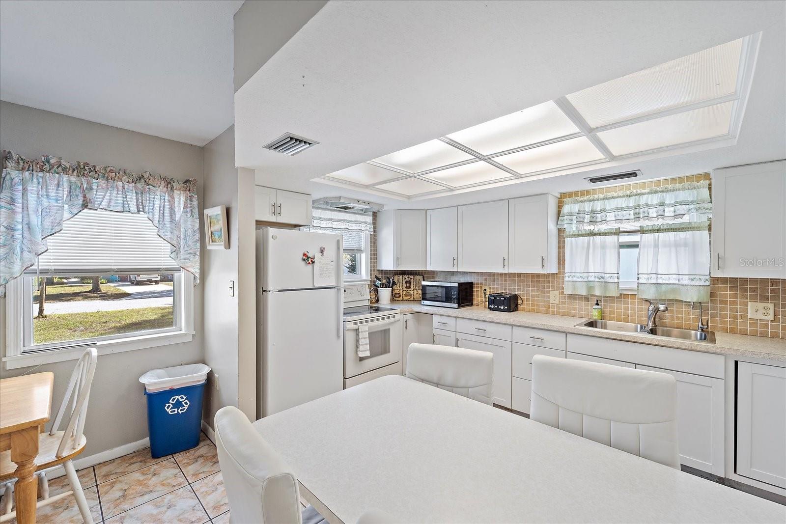 1220 S BRINK AVE — photo 24