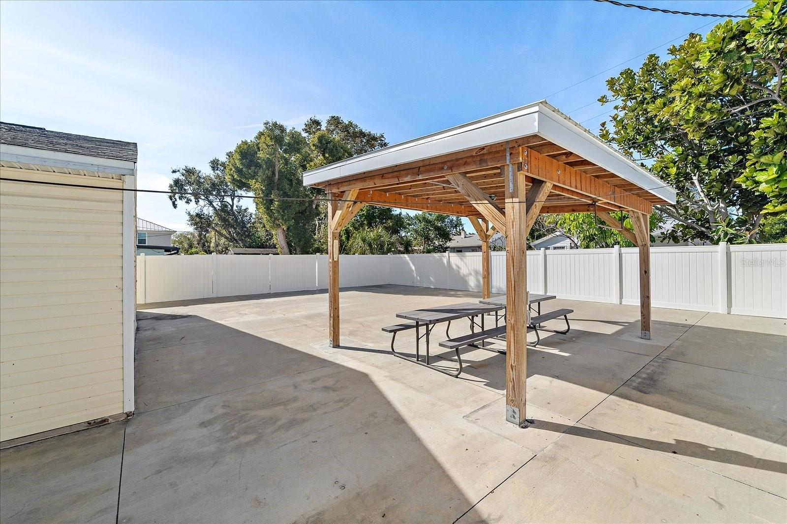 1220 S BRINK AVE — photo 14
