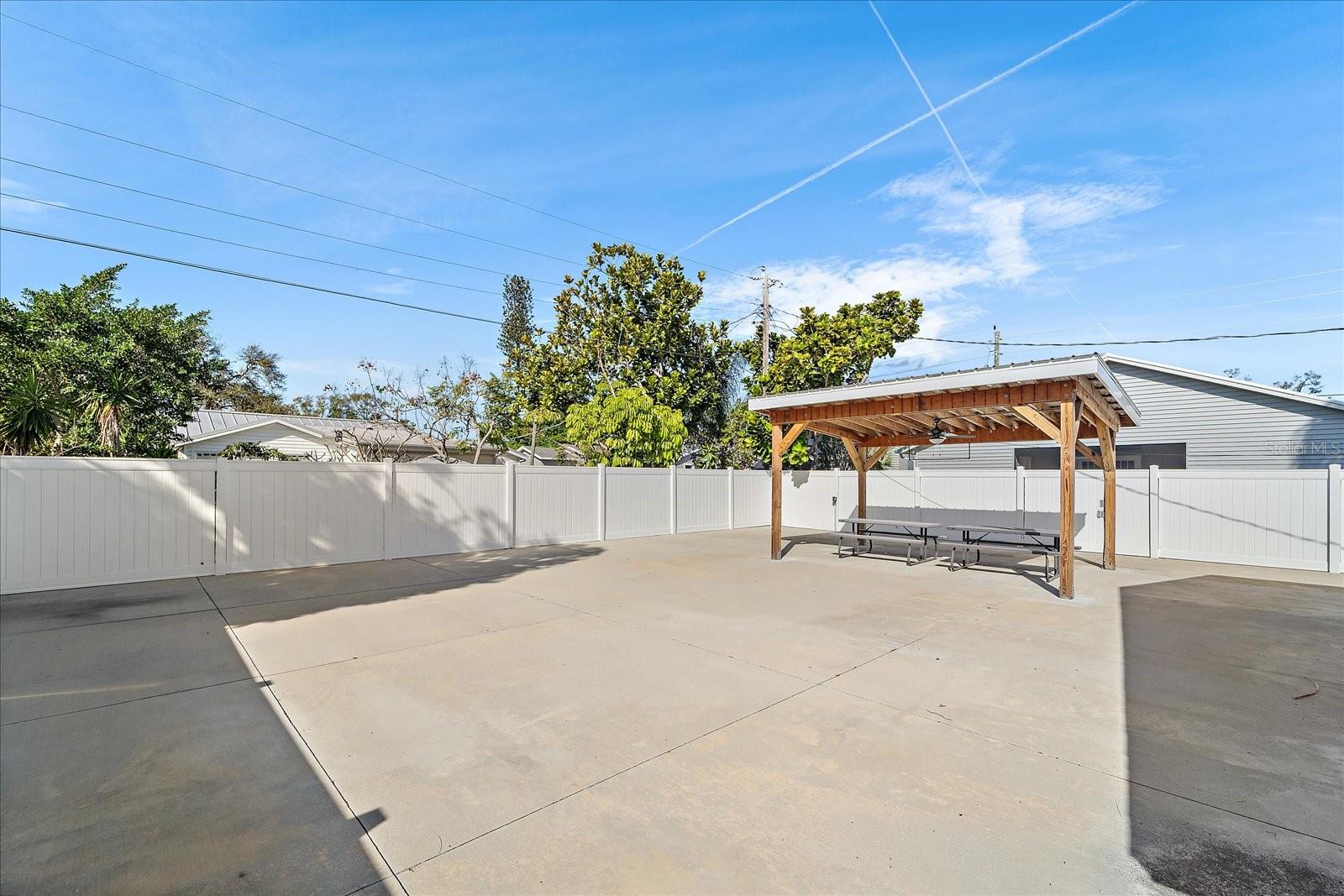1220 S BRINK AVE — photo 15