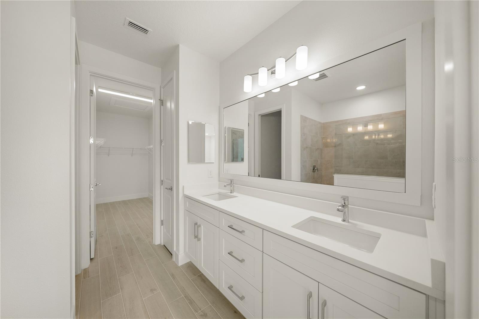 9533 LUNAR DOVE DR — photo 14