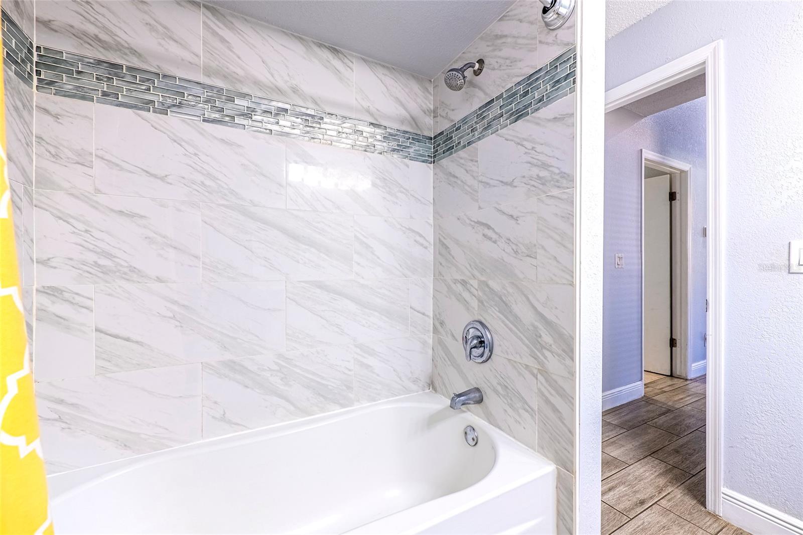 15912 ARMISTEAD LN — photo 32