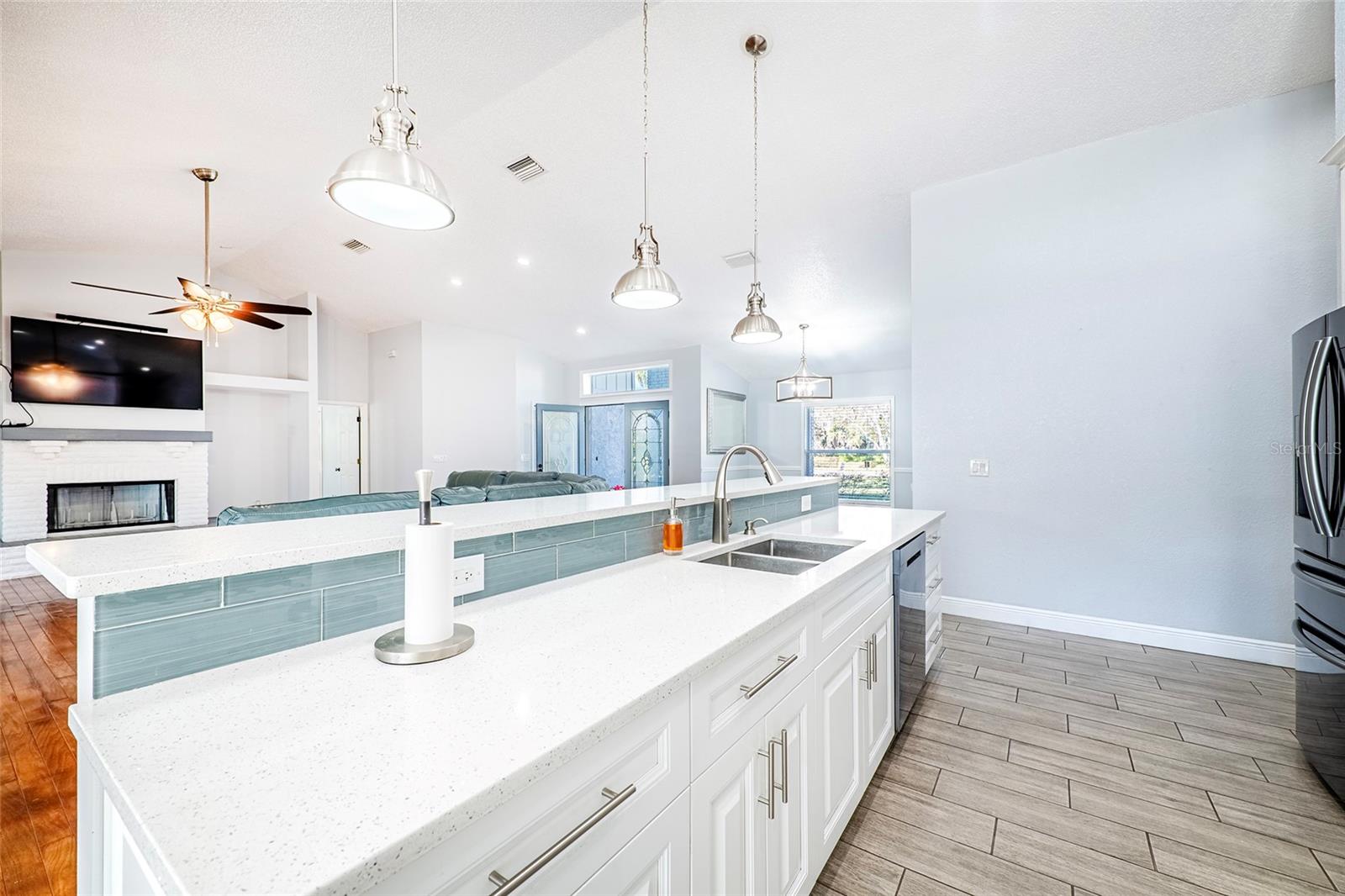 15912 ARMISTEAD LN — photo 17