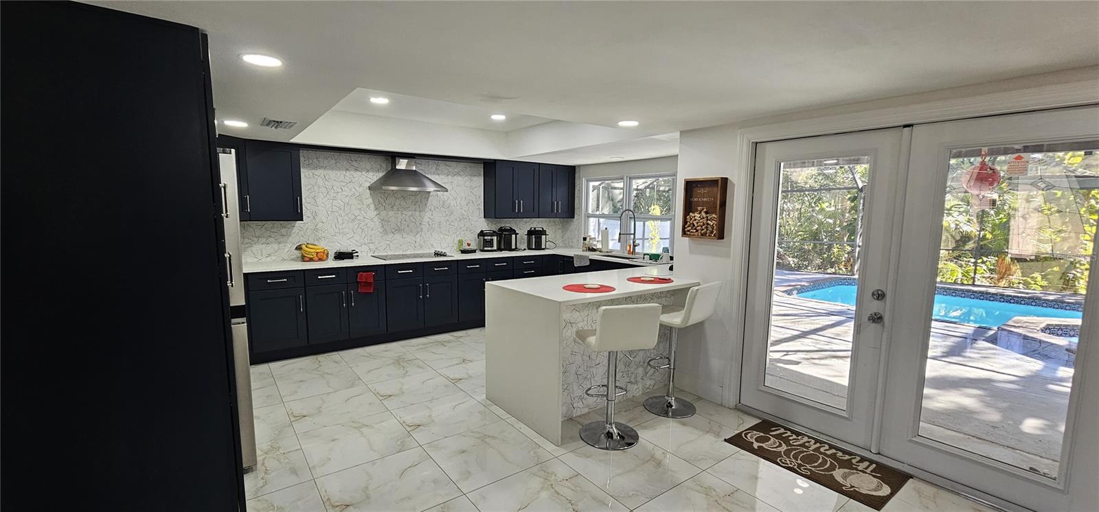 4520 GRAINARY AVE — photo 29
