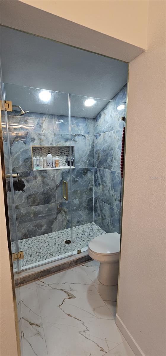 4520 GRAINARY AVE — photo 10