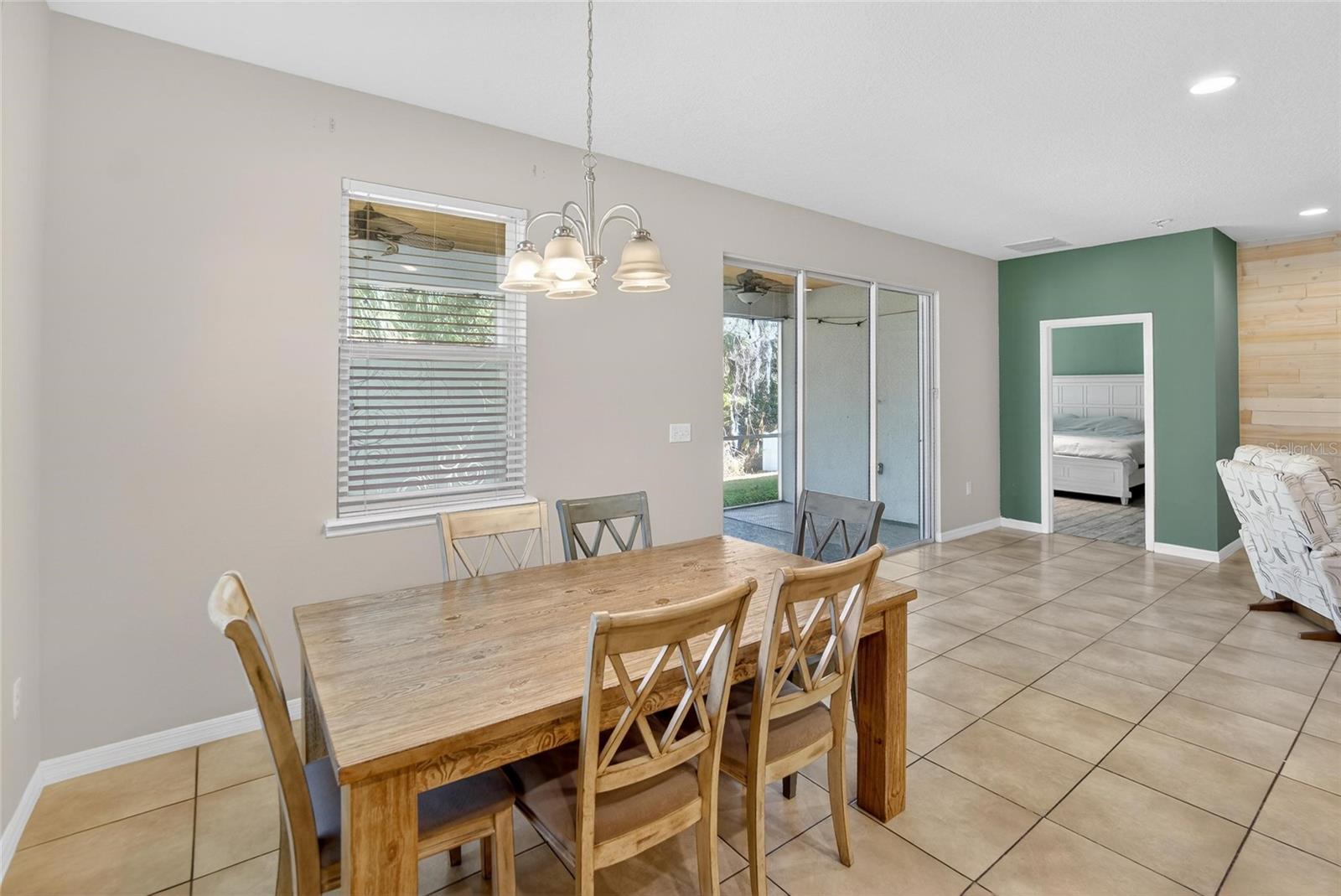 2819 HOLLY BLUFF CT — photo 11