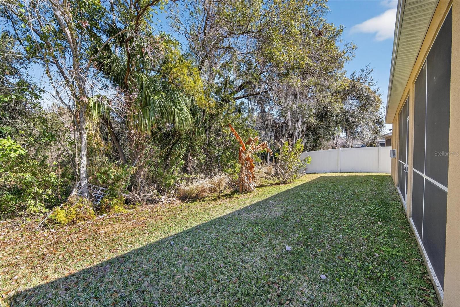 2819 HOLLY BLUFF CT — photo 38