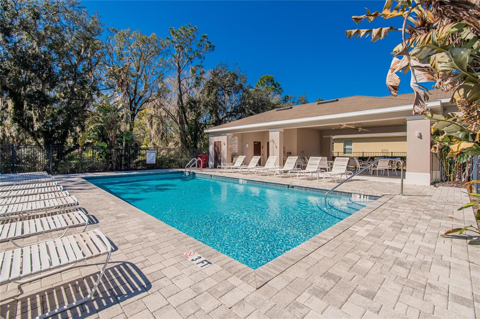 2819 HOLLY BLUFF CT — photo 49