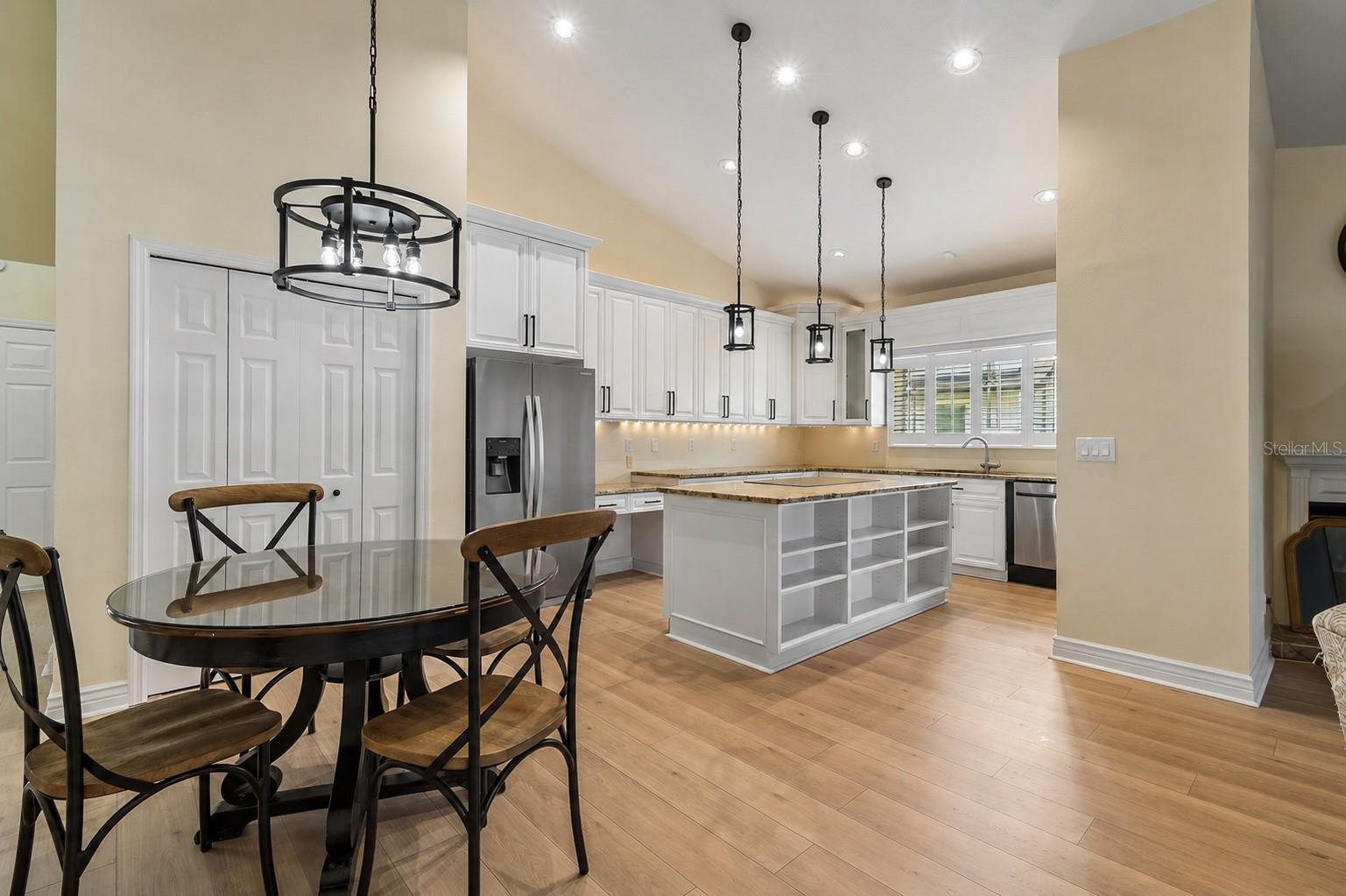 17503 EDINBURGH DR — photo 13