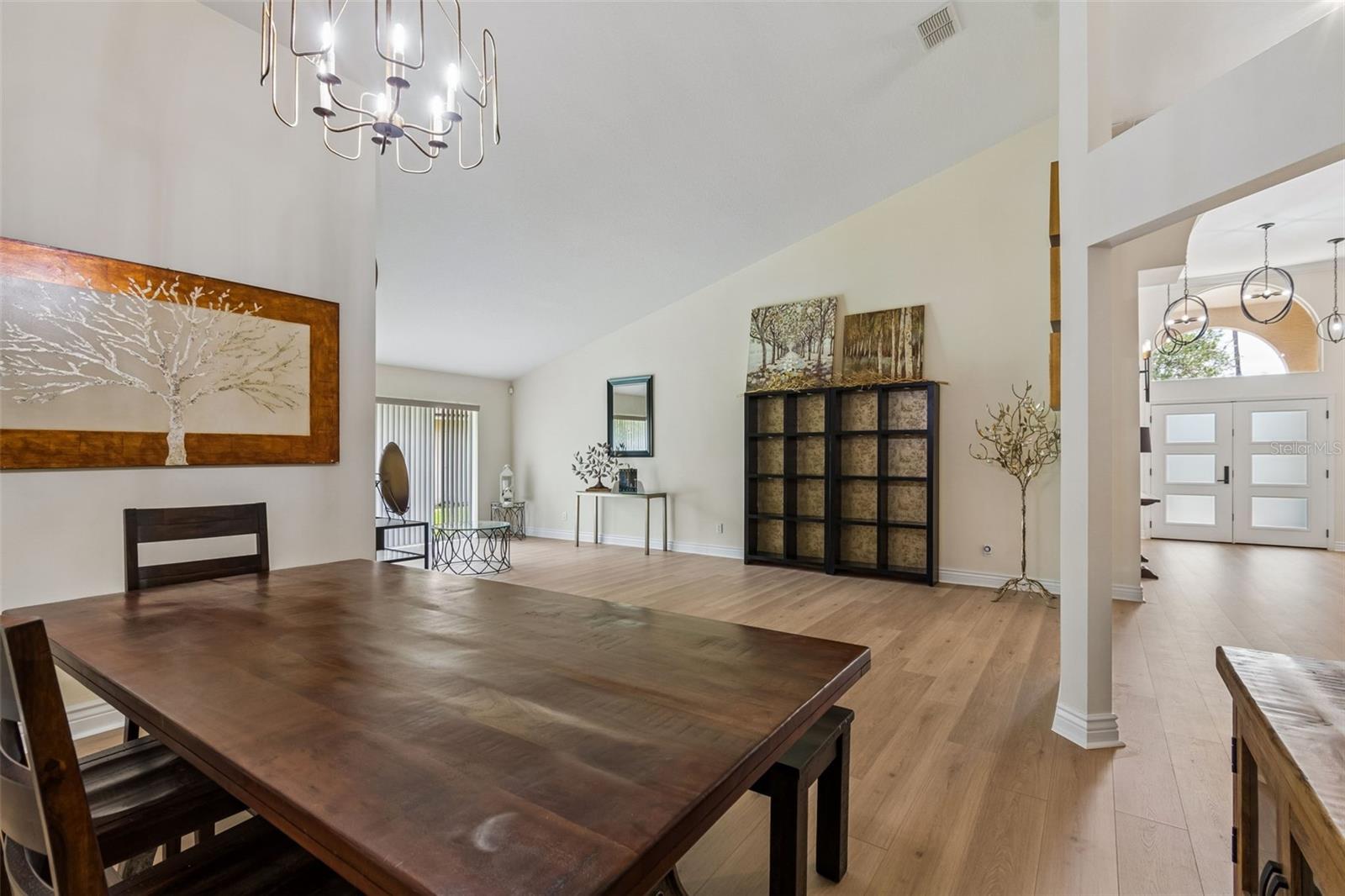 17503 EDINBURGH DR — photo 10