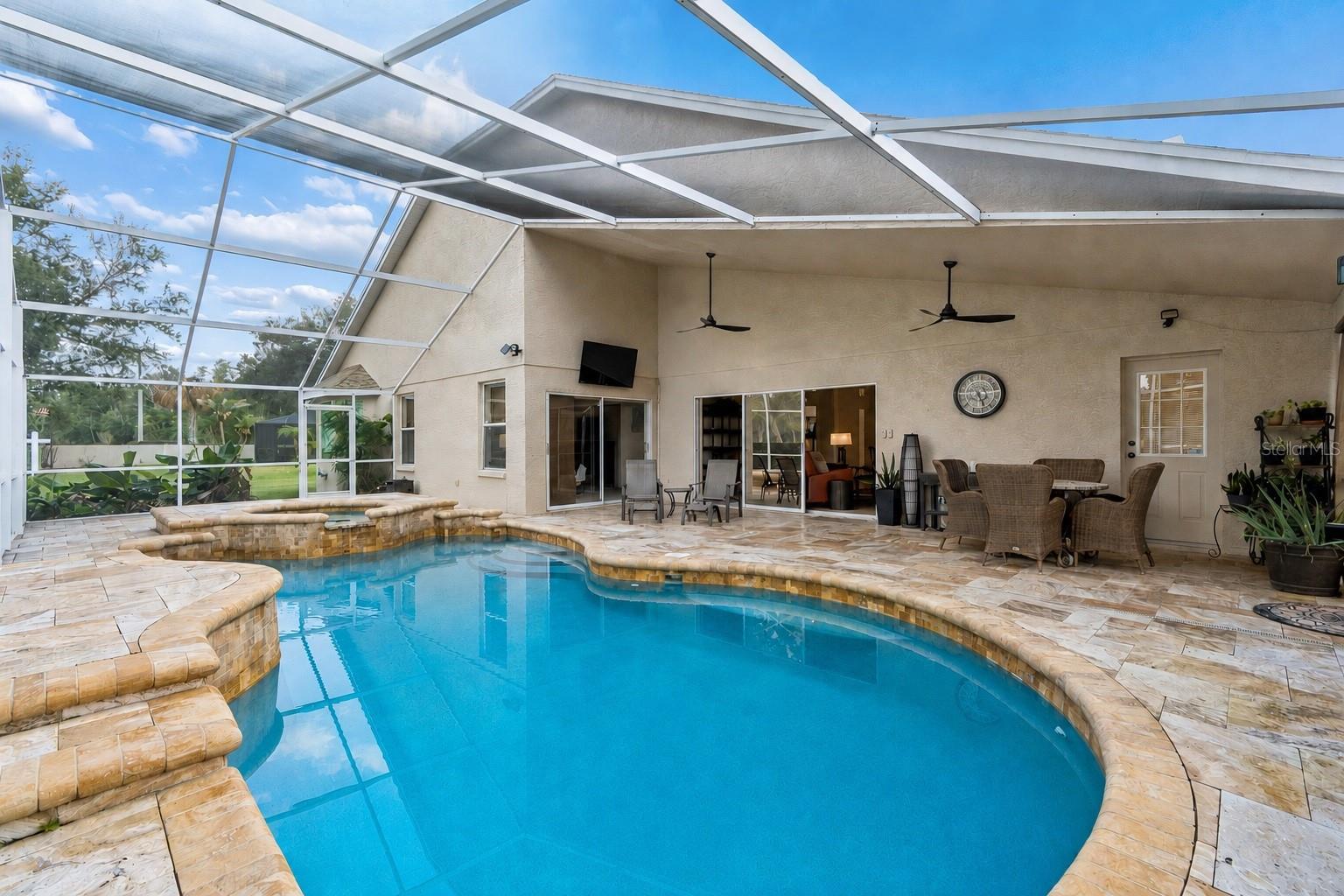17503 EDINBURGH DR — photo 4