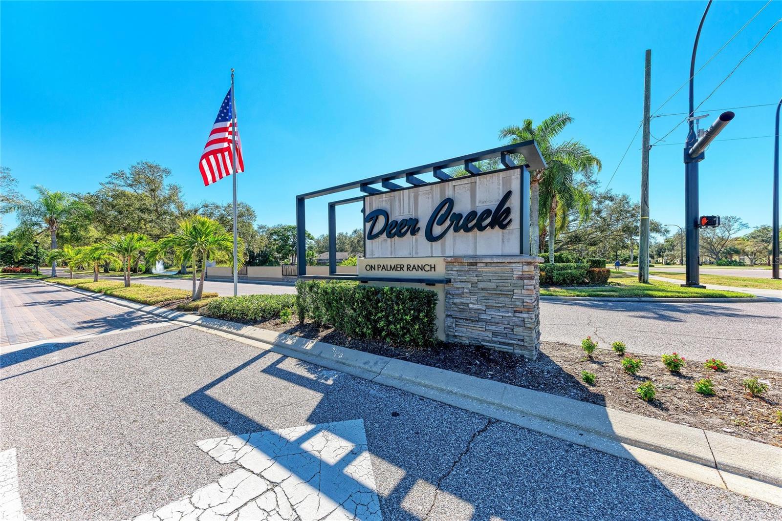 8383 CYPRESS HOLLOW DR — photo 56