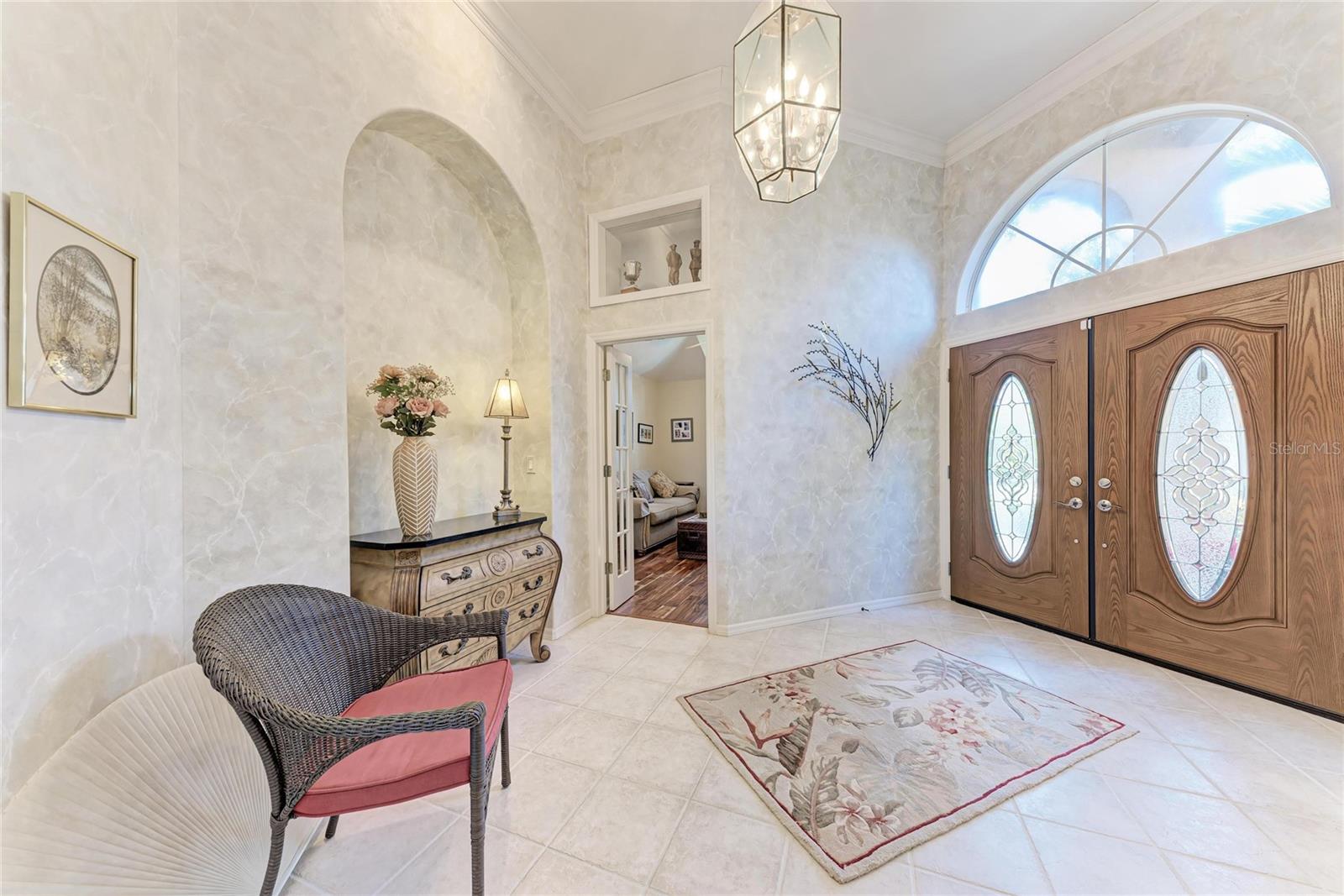 8383 CYPRESS HOLLOW DR — photo 6