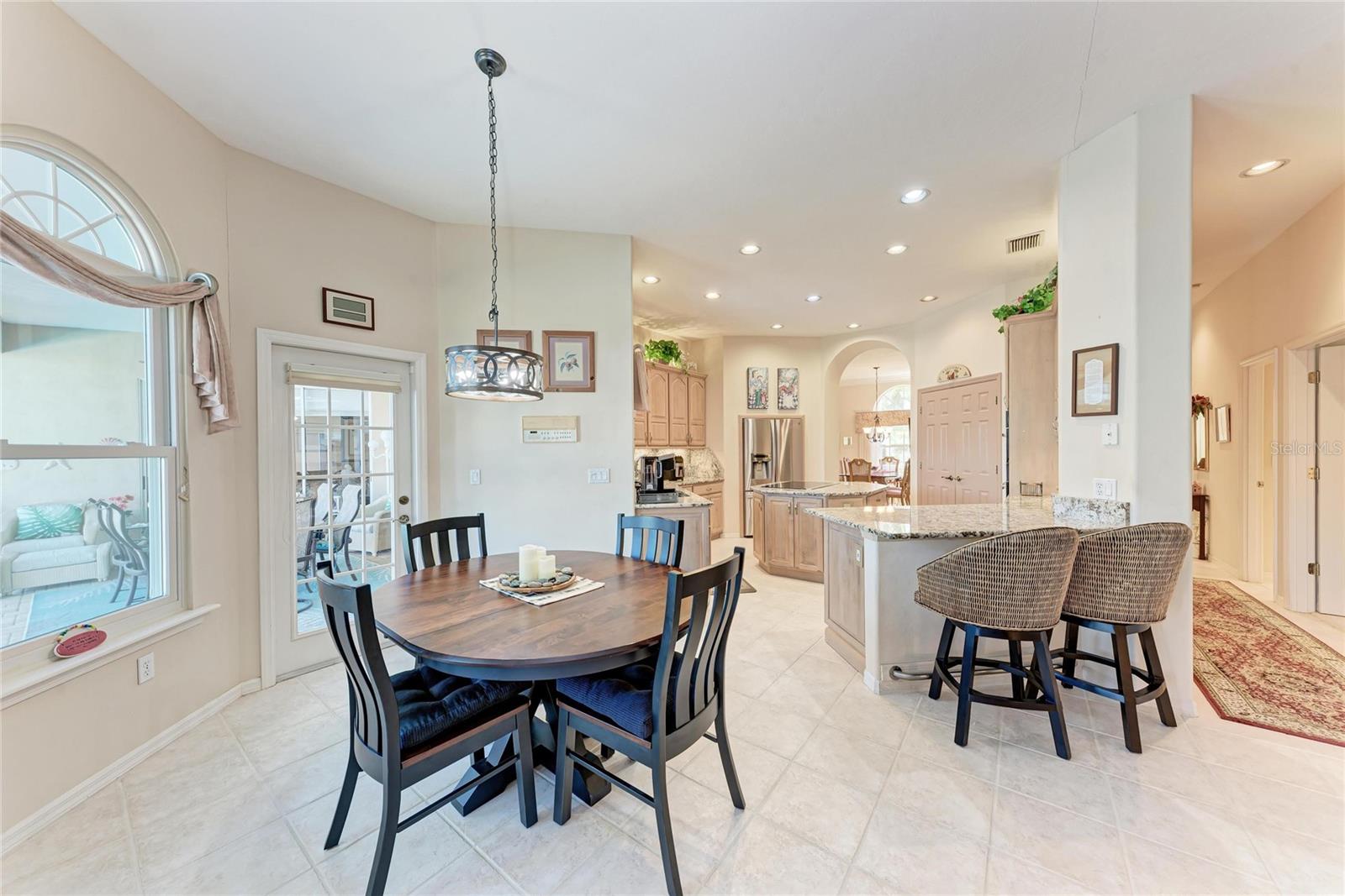 8383 CYPRESS HOLLOW DR — photo 19