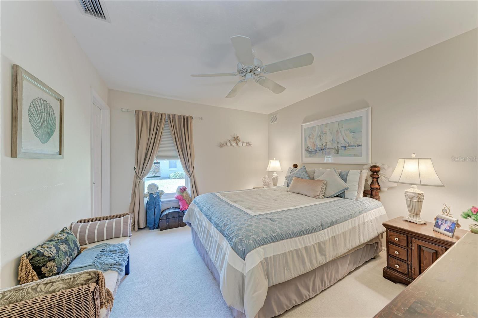 8383 CYPRESS HOLLOW DR — photo 41
